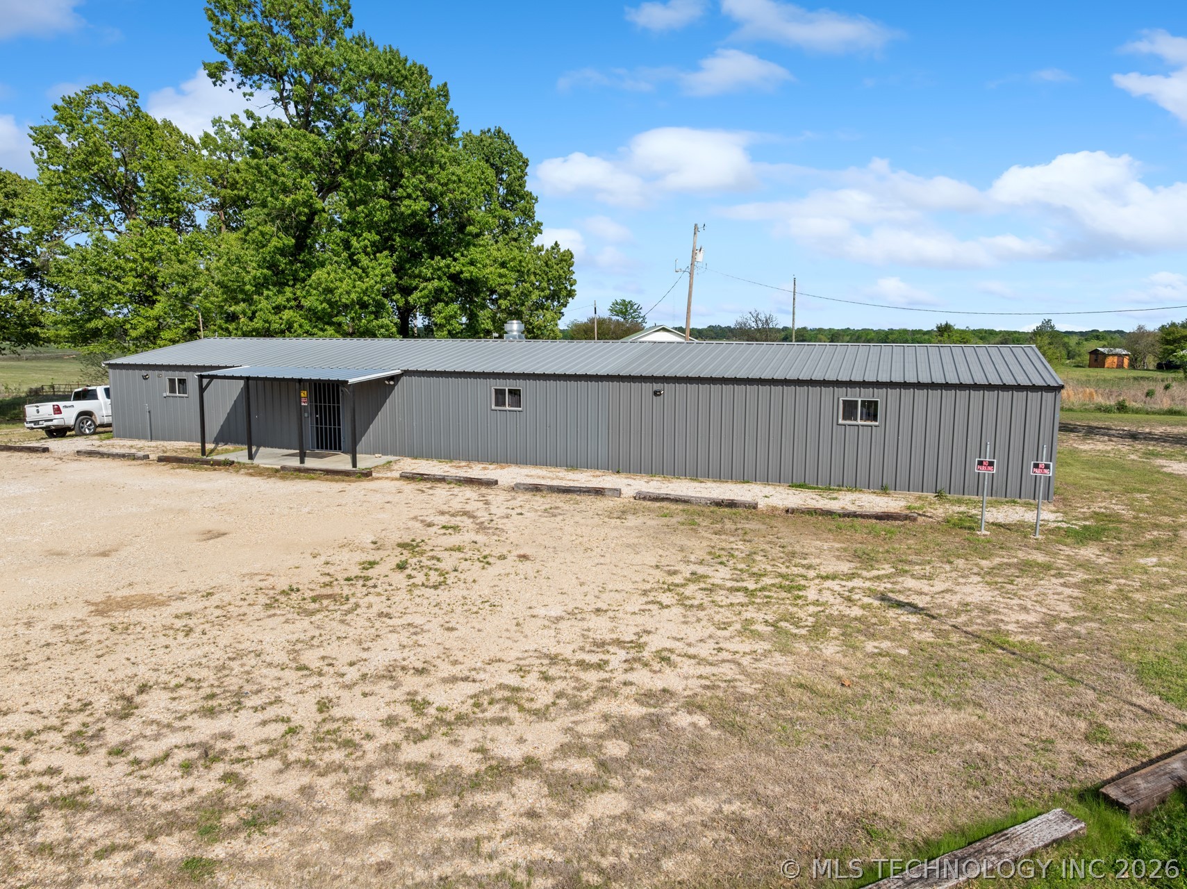 1592 N 4220 Road Grant OK 74738