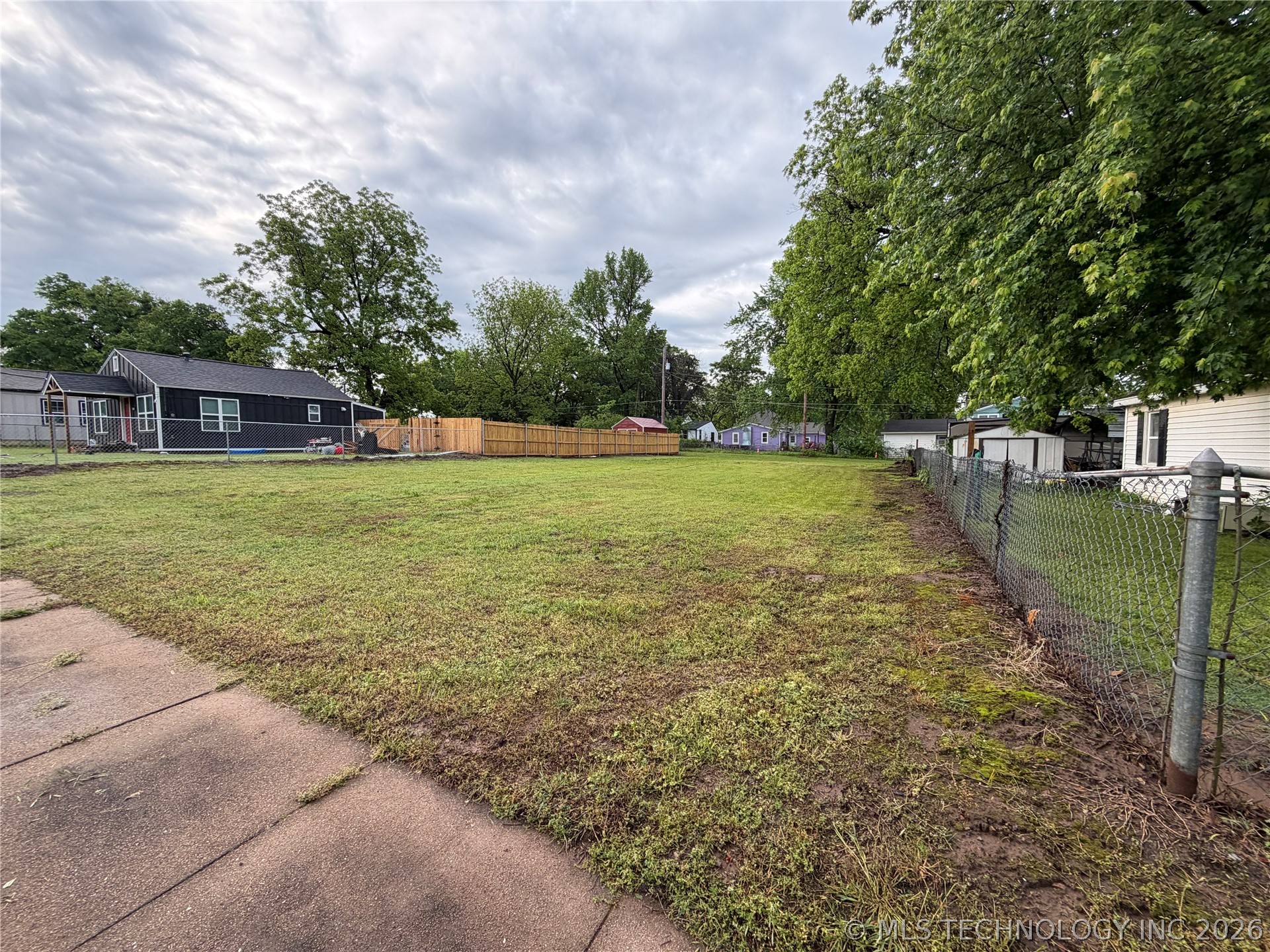 310 E Cypress Street Coweta OK 74429