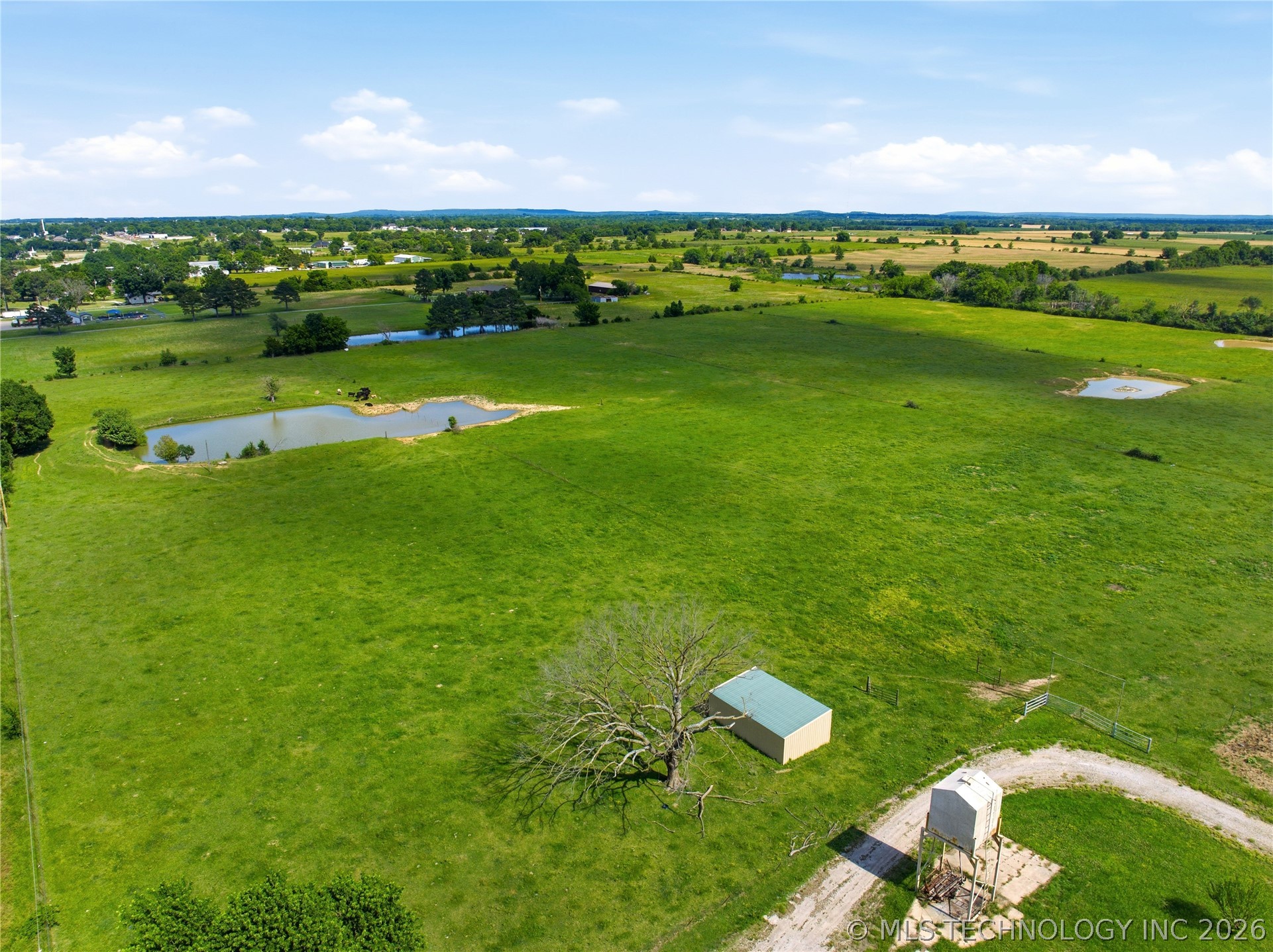 17220 62 Highway Morris OK 74445