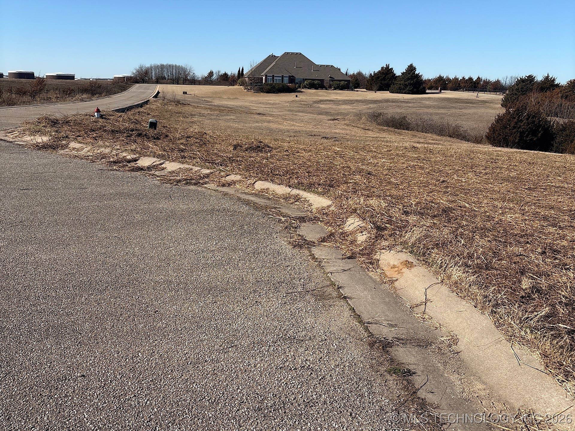 E Country Club Drive Cushing OK 74023