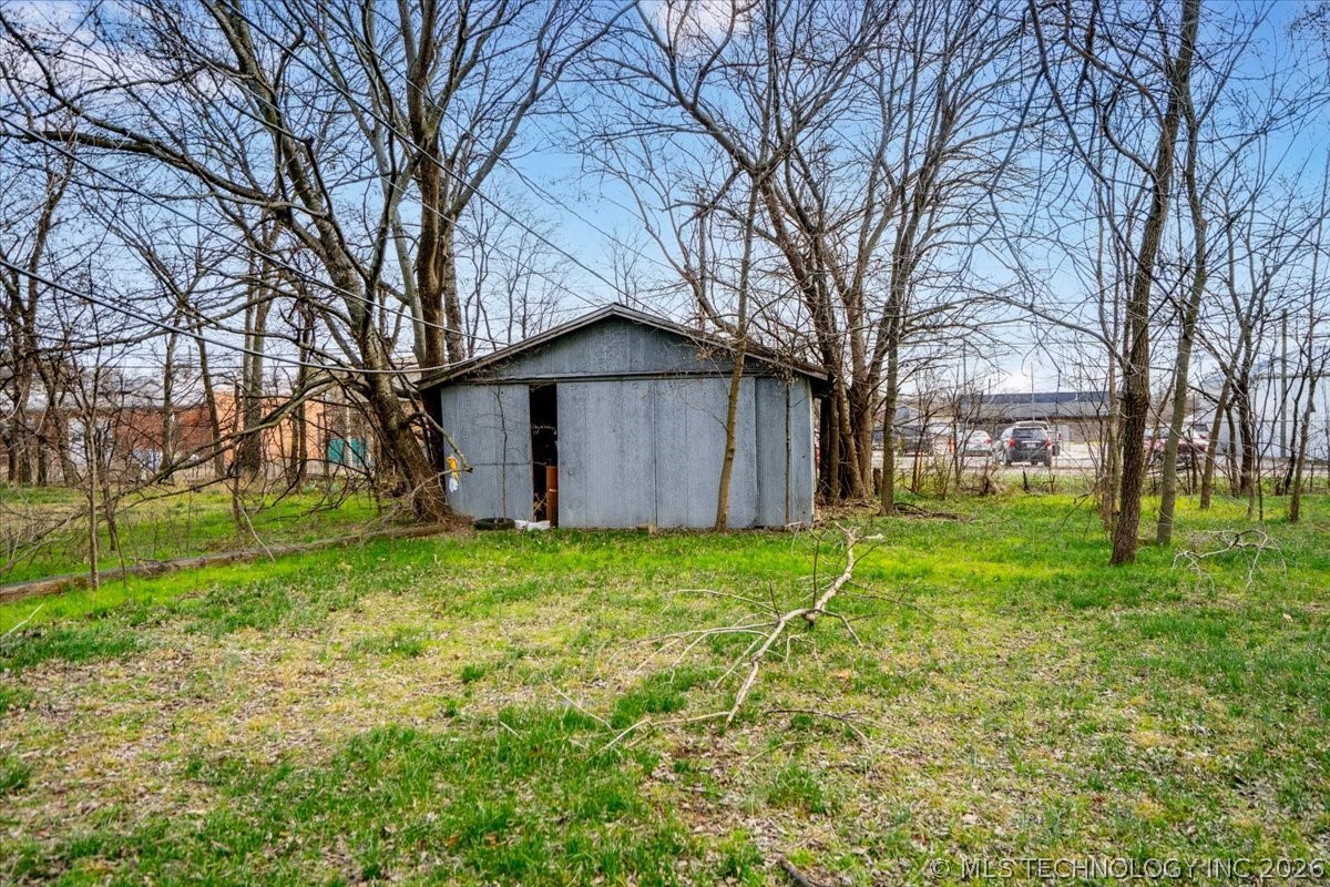 1 W Ross Street Locust Grove OK 74352