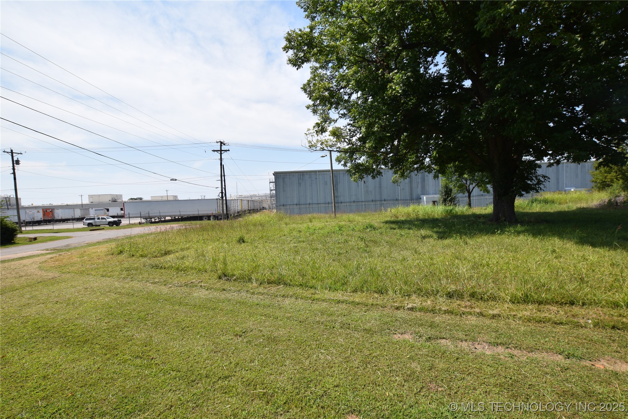 317 E Oak Street Stilwell OK 74960