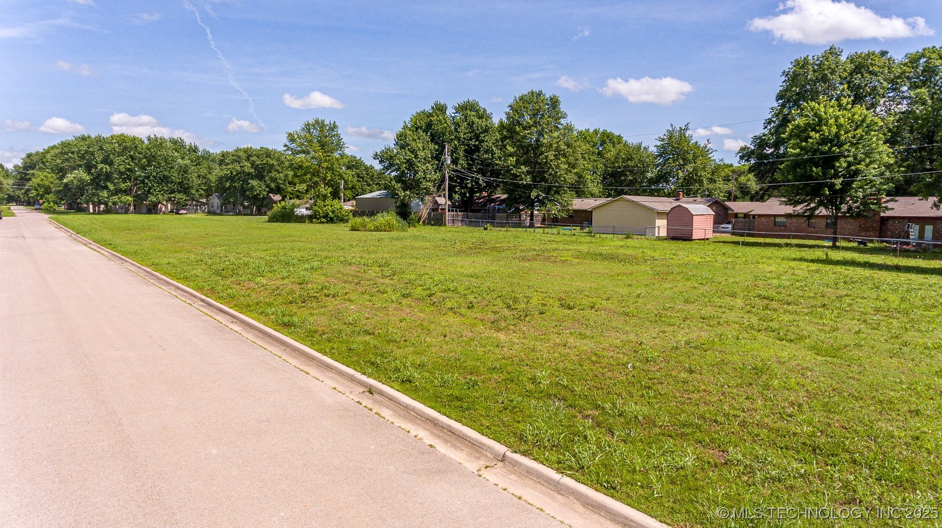 414 W 7th Street Dewey OK 74029
