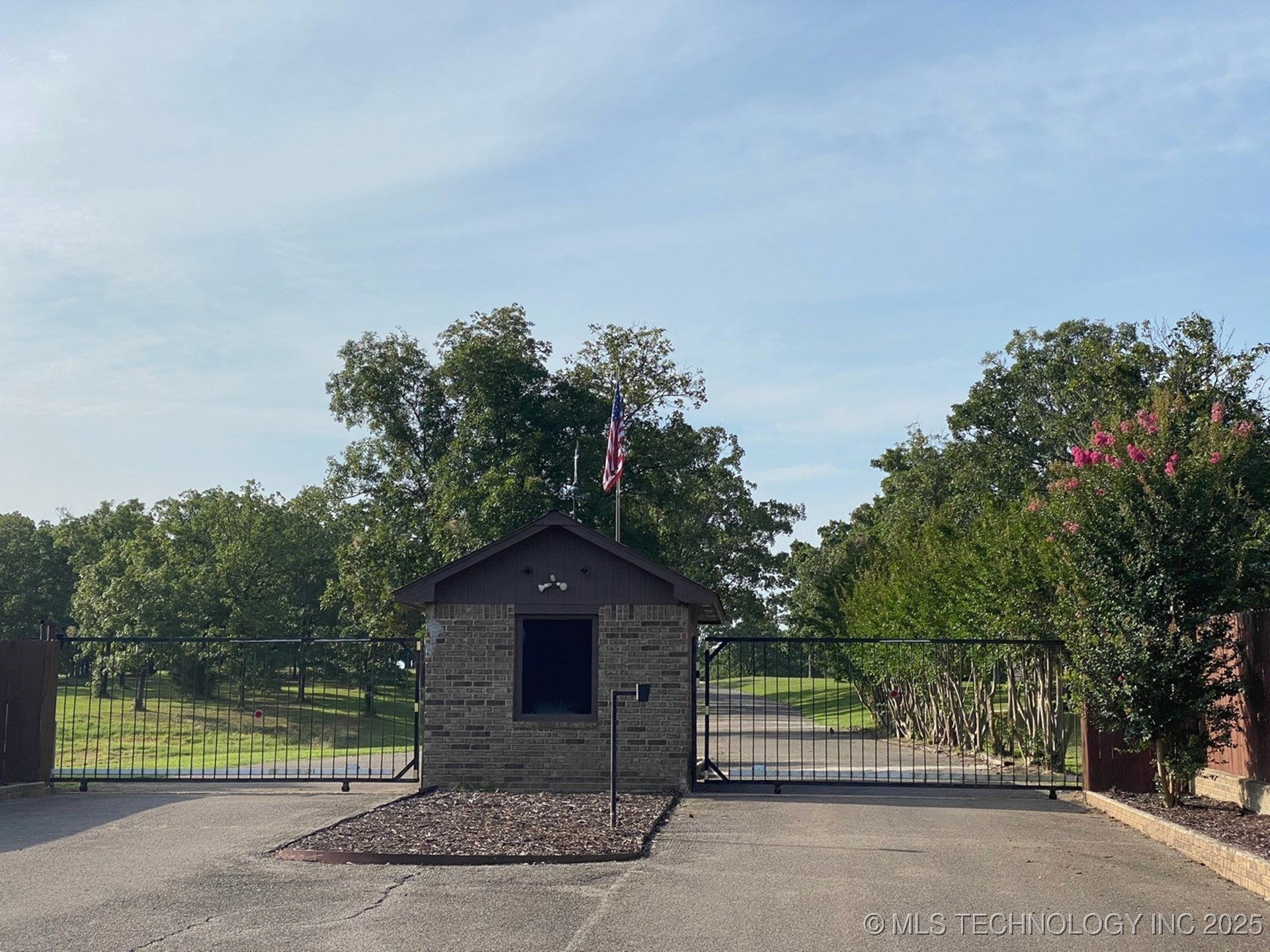 15831 W Dogwood Road Park Hill OK 74451
