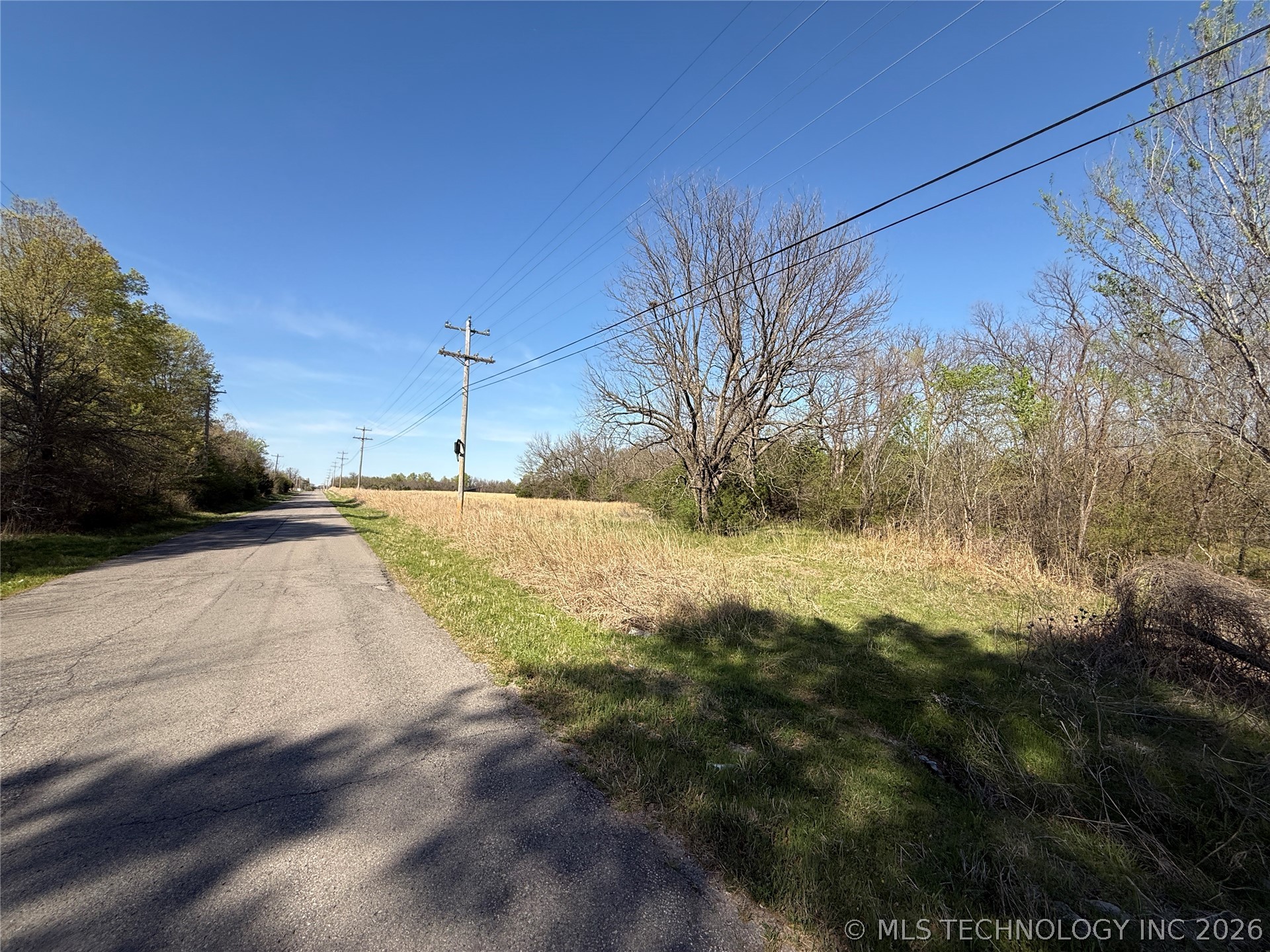 32 E Coon Creek Eufaula OK 74432