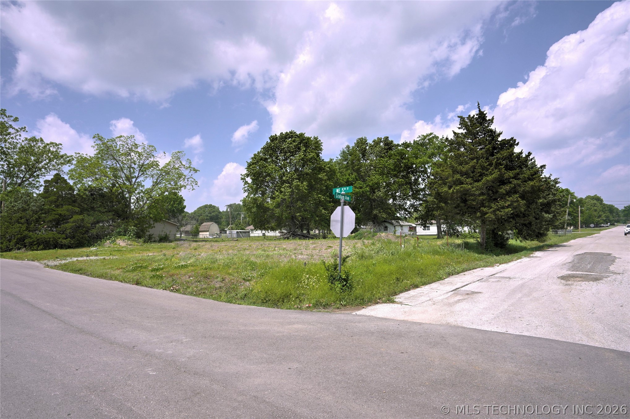 809 NE 5th Street Wagoner OK 74467