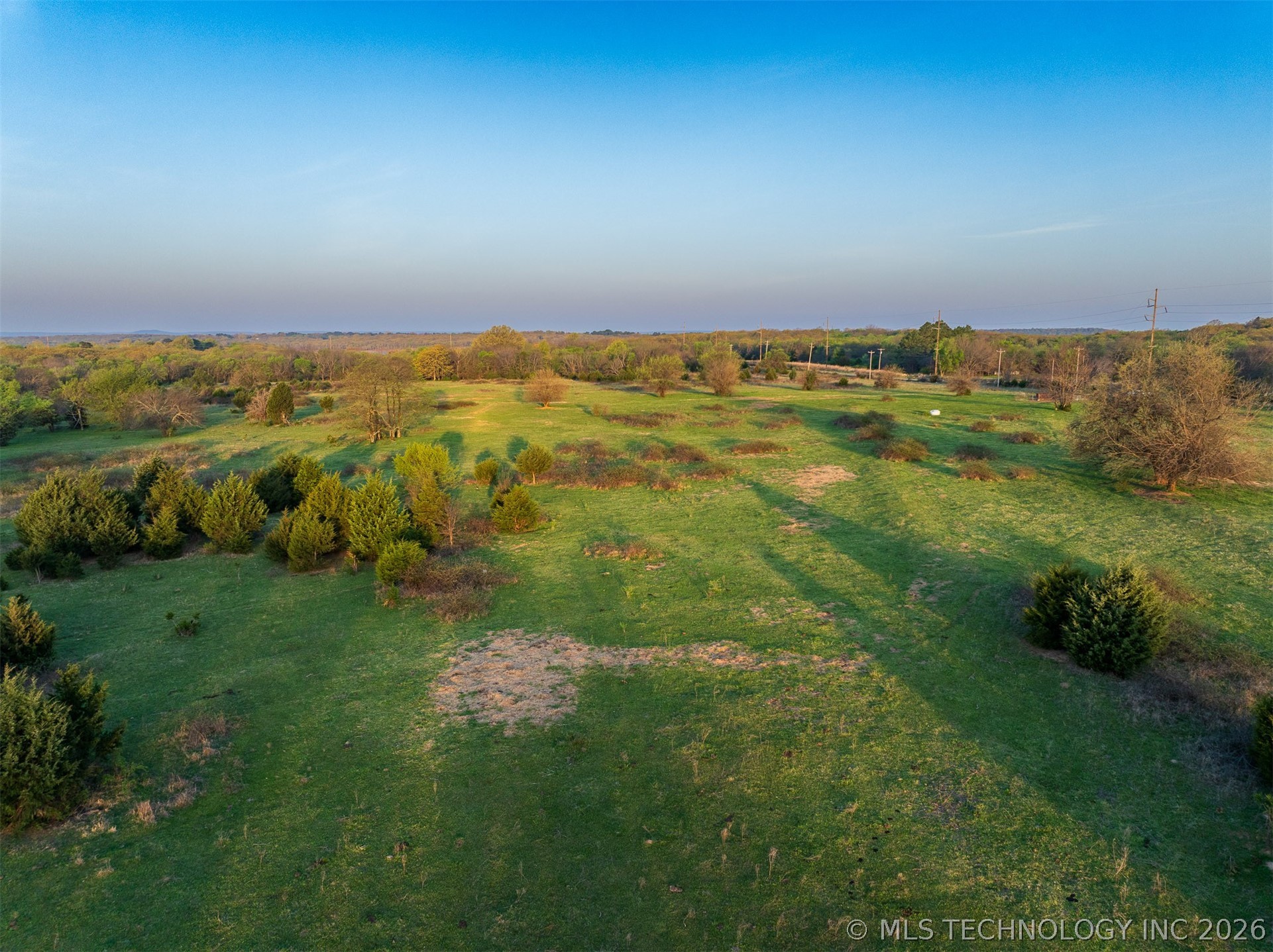 570 E 1120 Road Checotah OK 74426