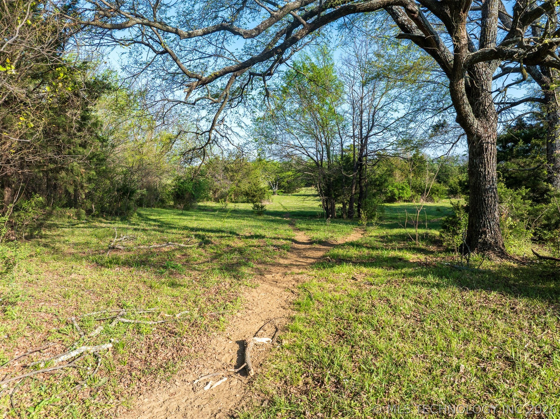 570 E 1120 Road Checotah OK 74426