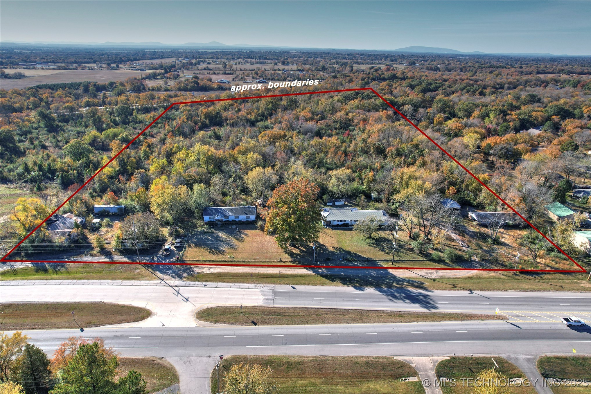 404 W Ray Fine Boulevard Roland OK 74954