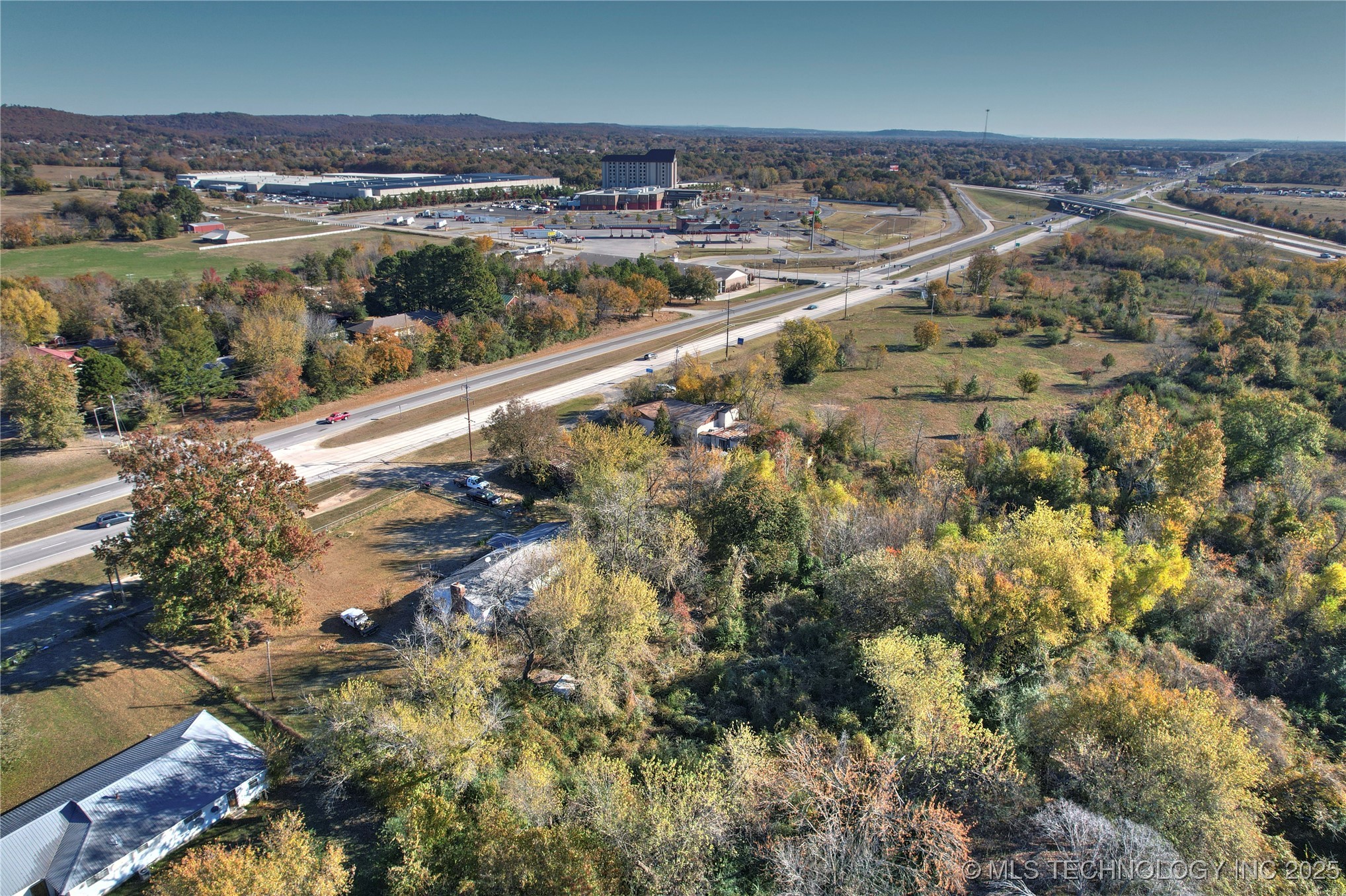 404 W Ray Fine Boulevard Roland OK 74954
