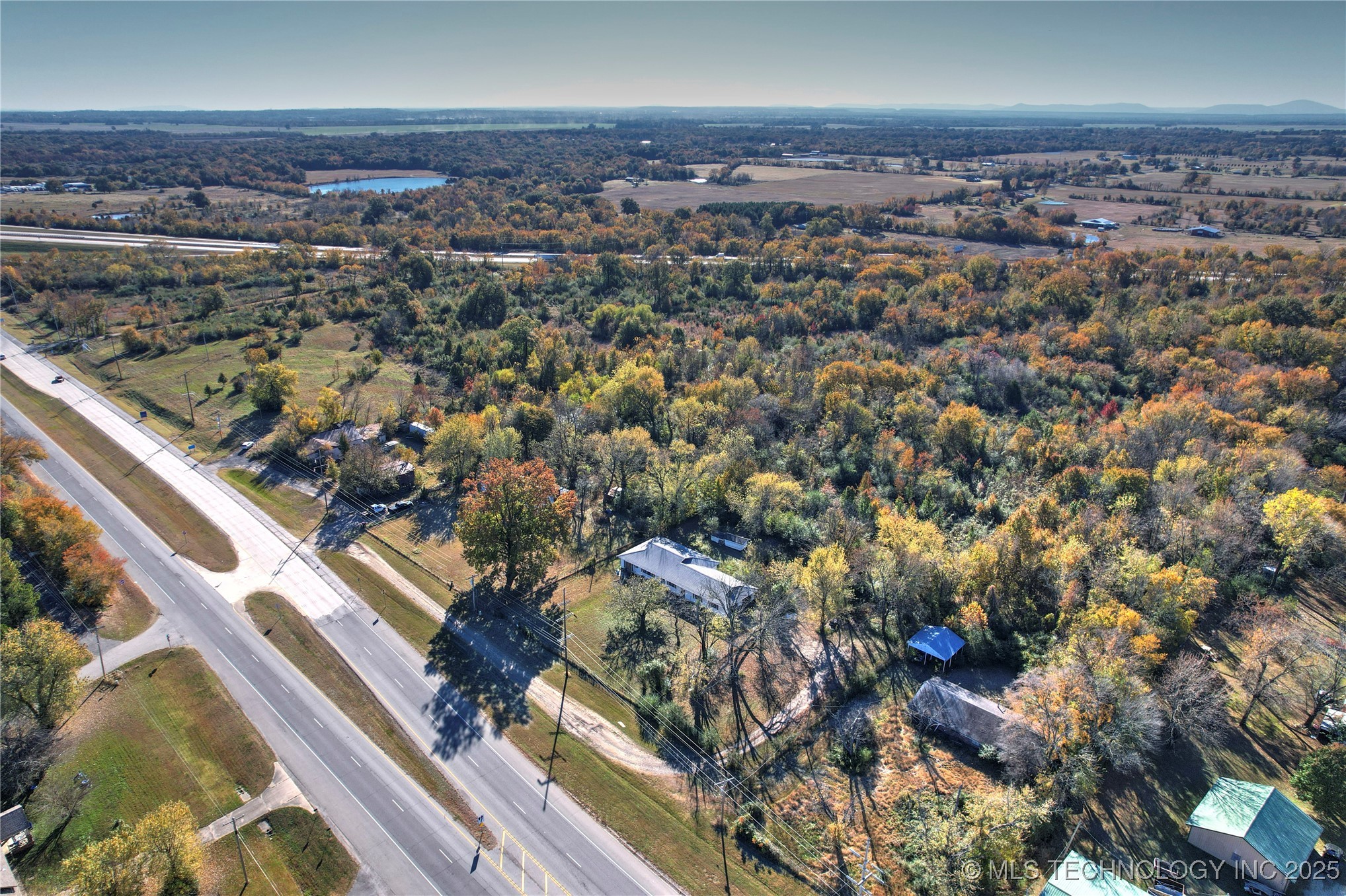 404 W Ray Fine Boulevard Roland OK 74954