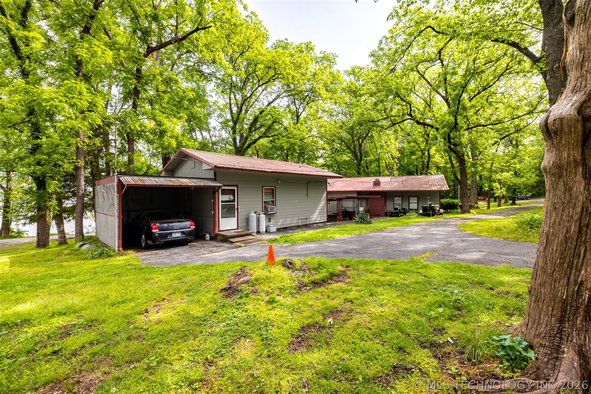 60801 E 265 Court Grove OK 74344