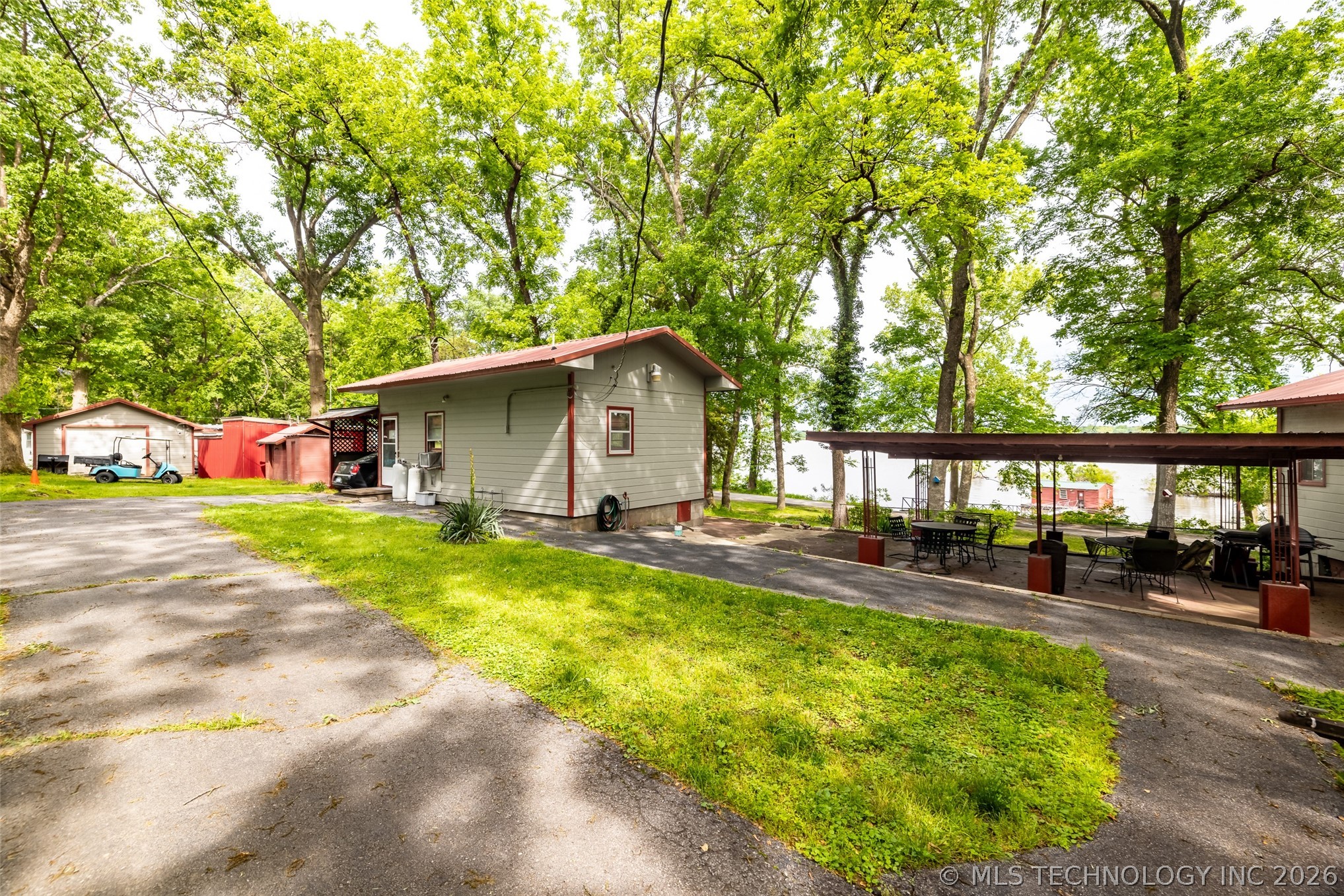 60801 E 265 Court Grove OK 74344