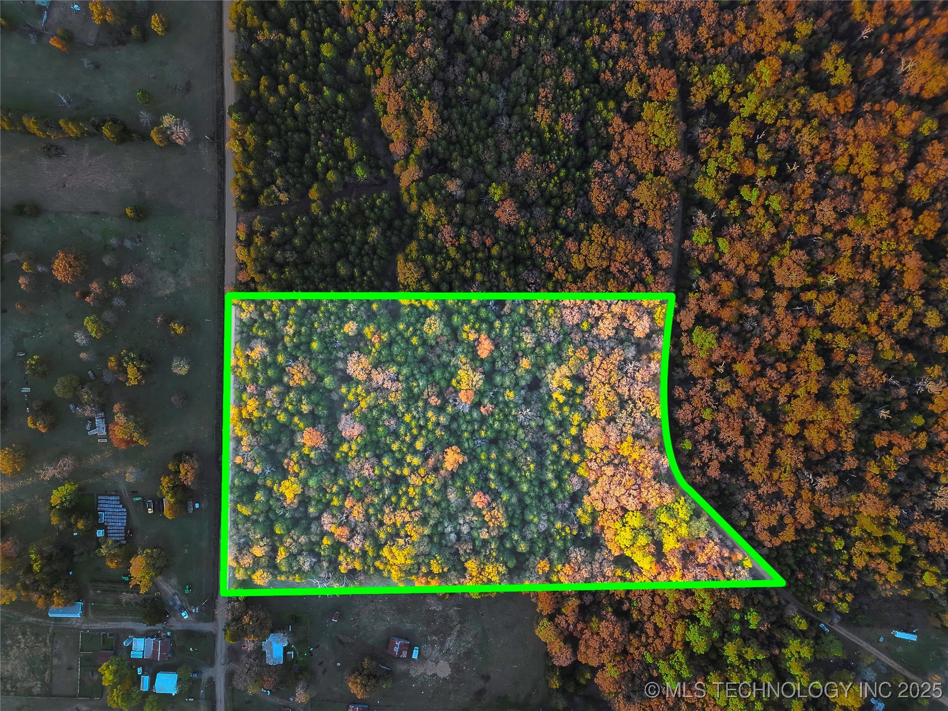 1 E 1000 Road Muldrow OK 74948
