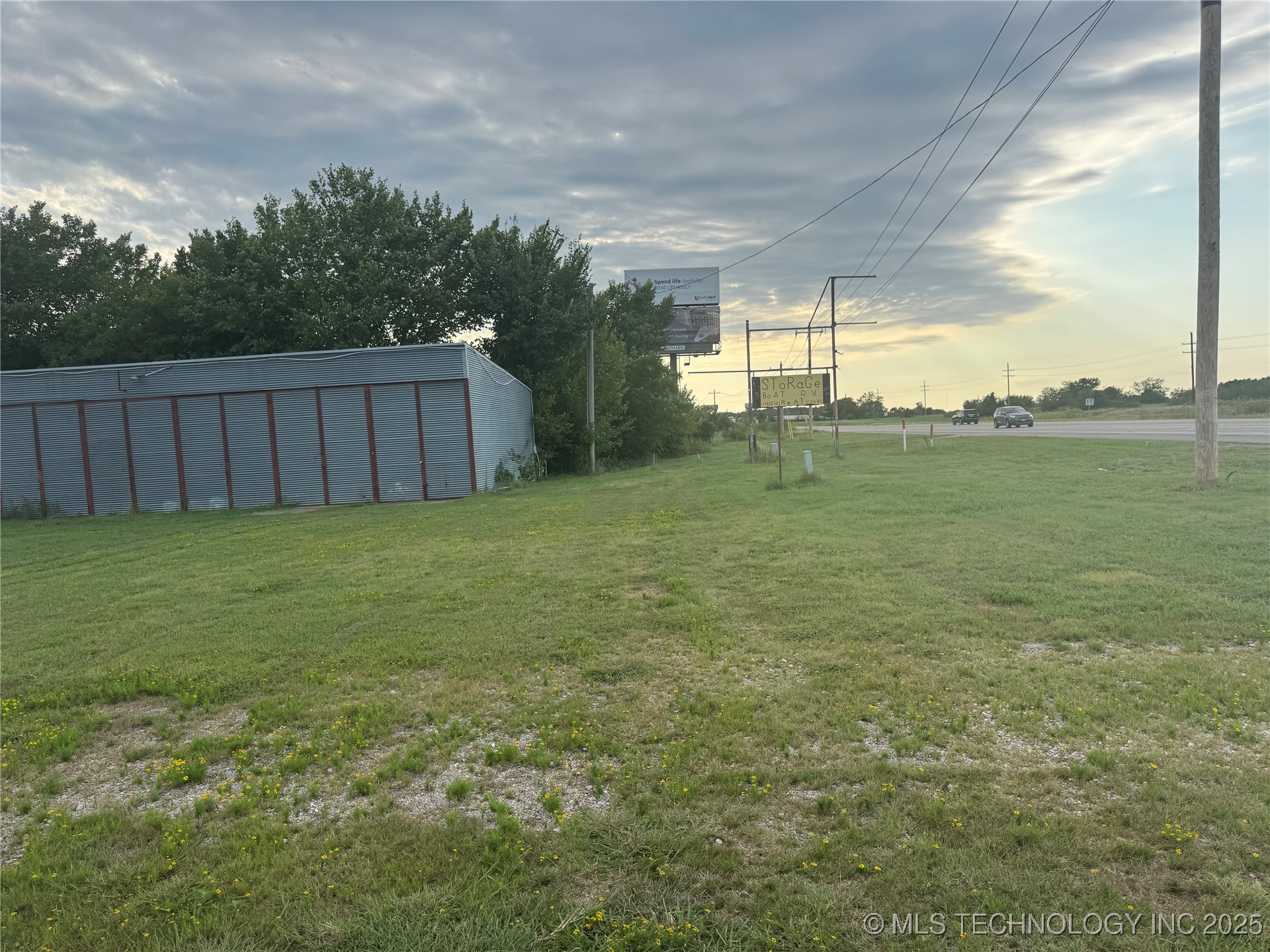 1931 Highway 70 E Kingston OK 73439