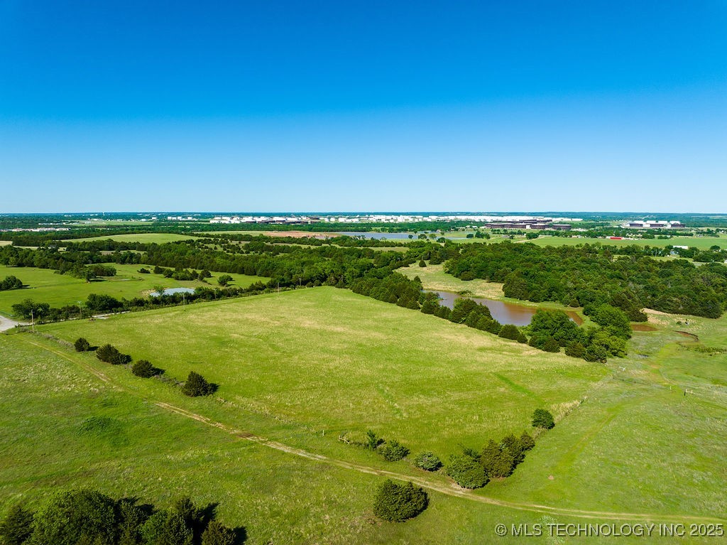 11 E 750 Road Cushing OK 74023