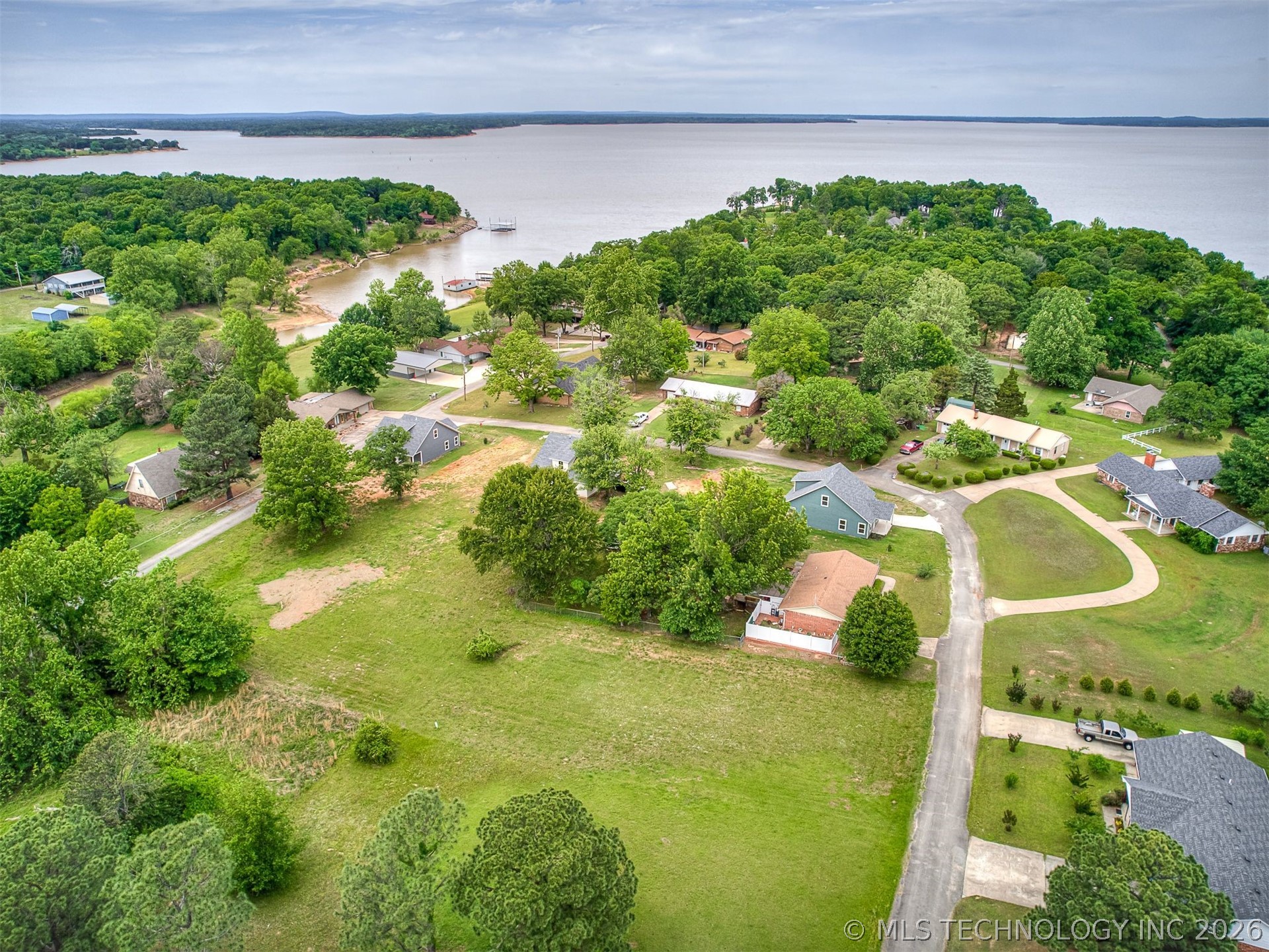 1749 Rockford Eufaula OK 74432