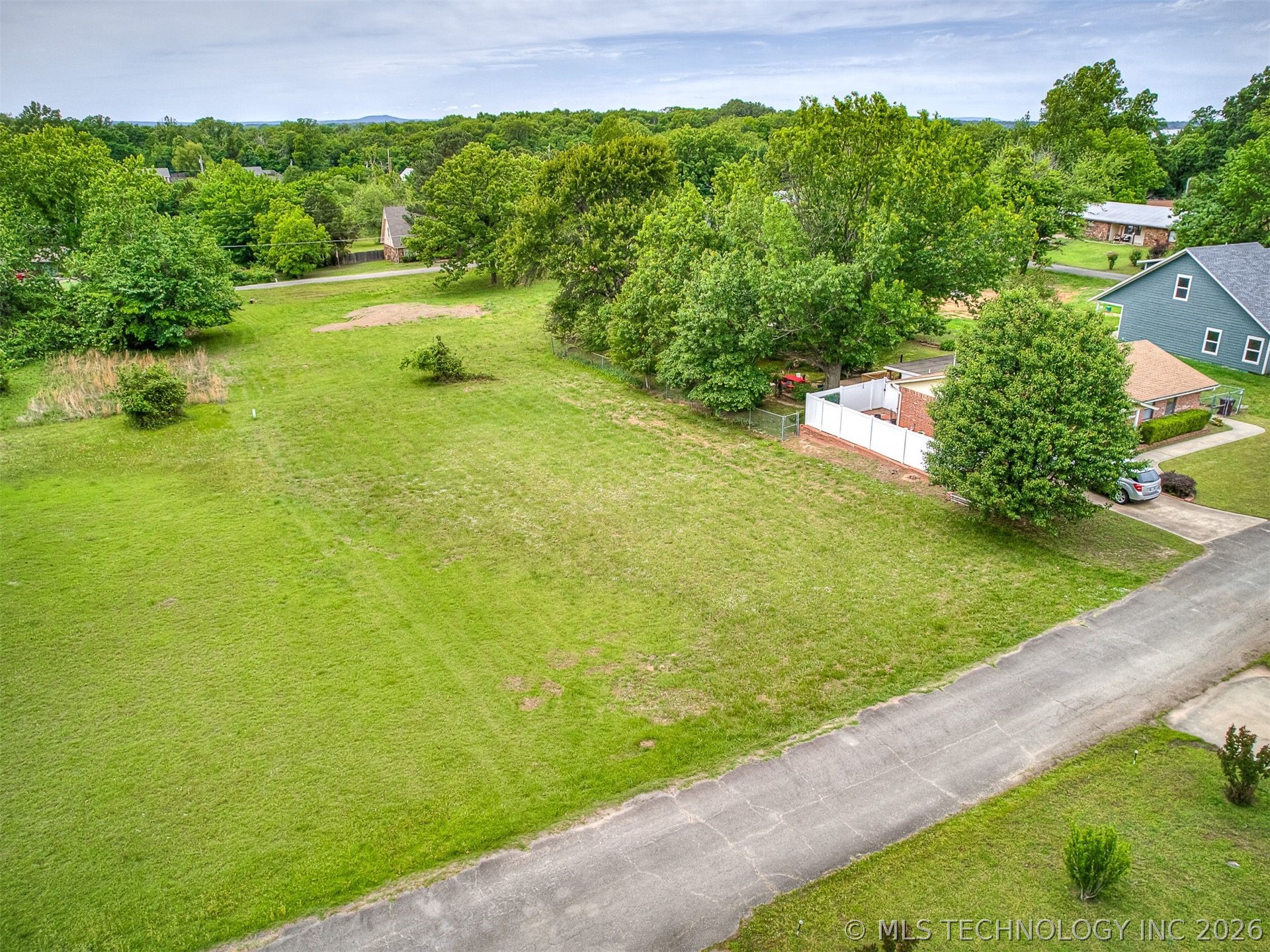 1749 Rockford Eufaula OK 74432