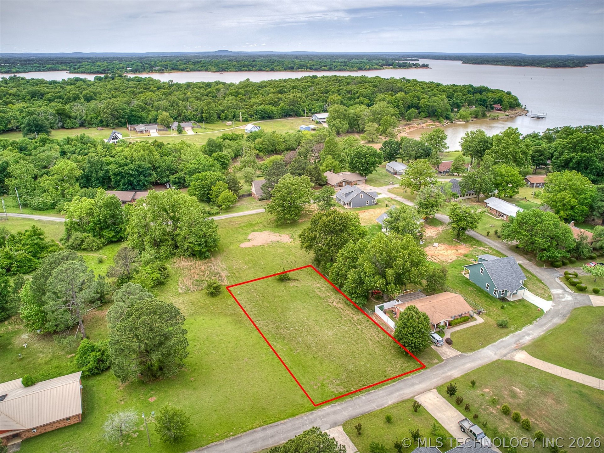 1749 Rockford Eufaula OK 74432