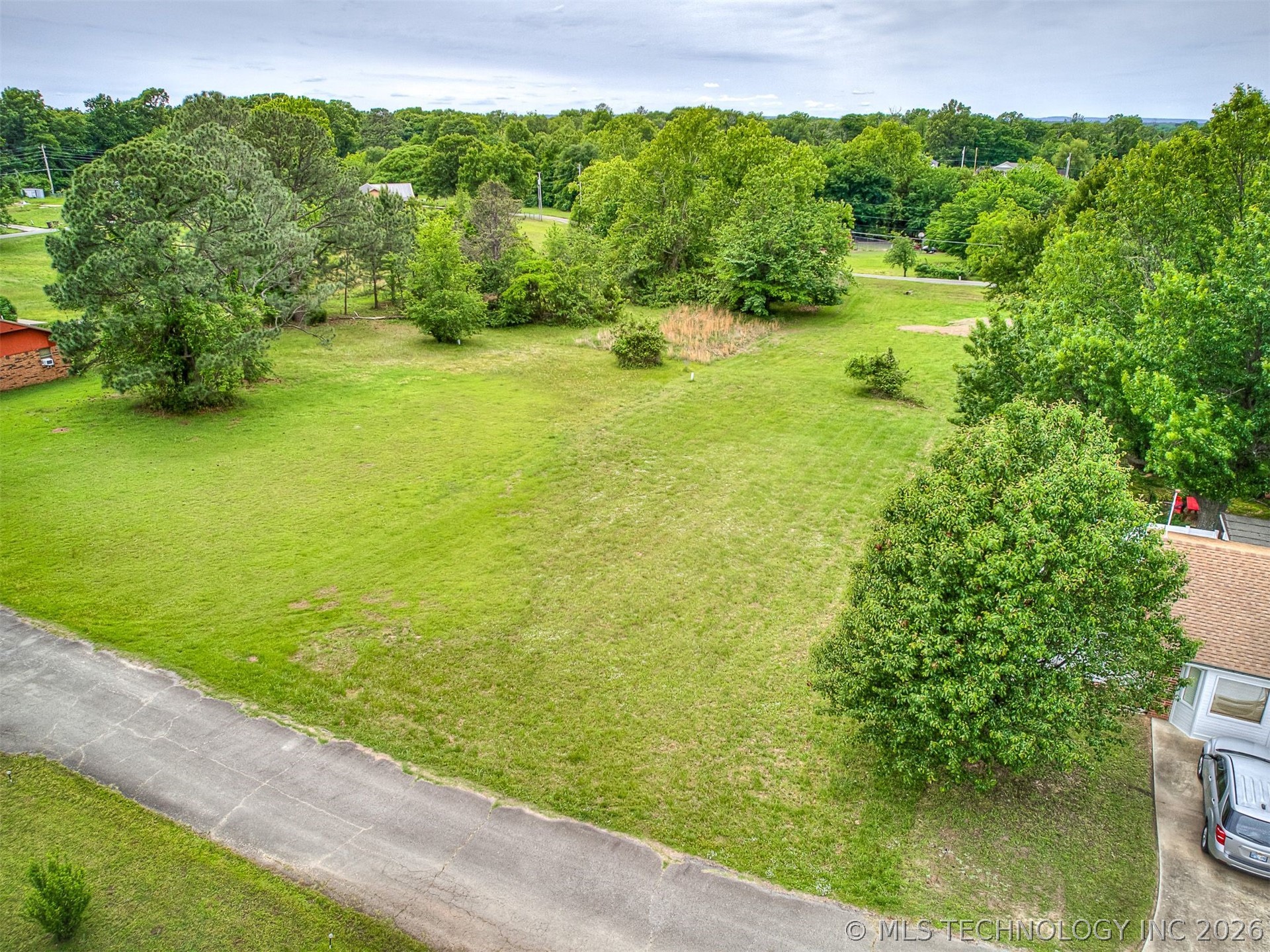 1749 Rockford Eufaula OK 74432
