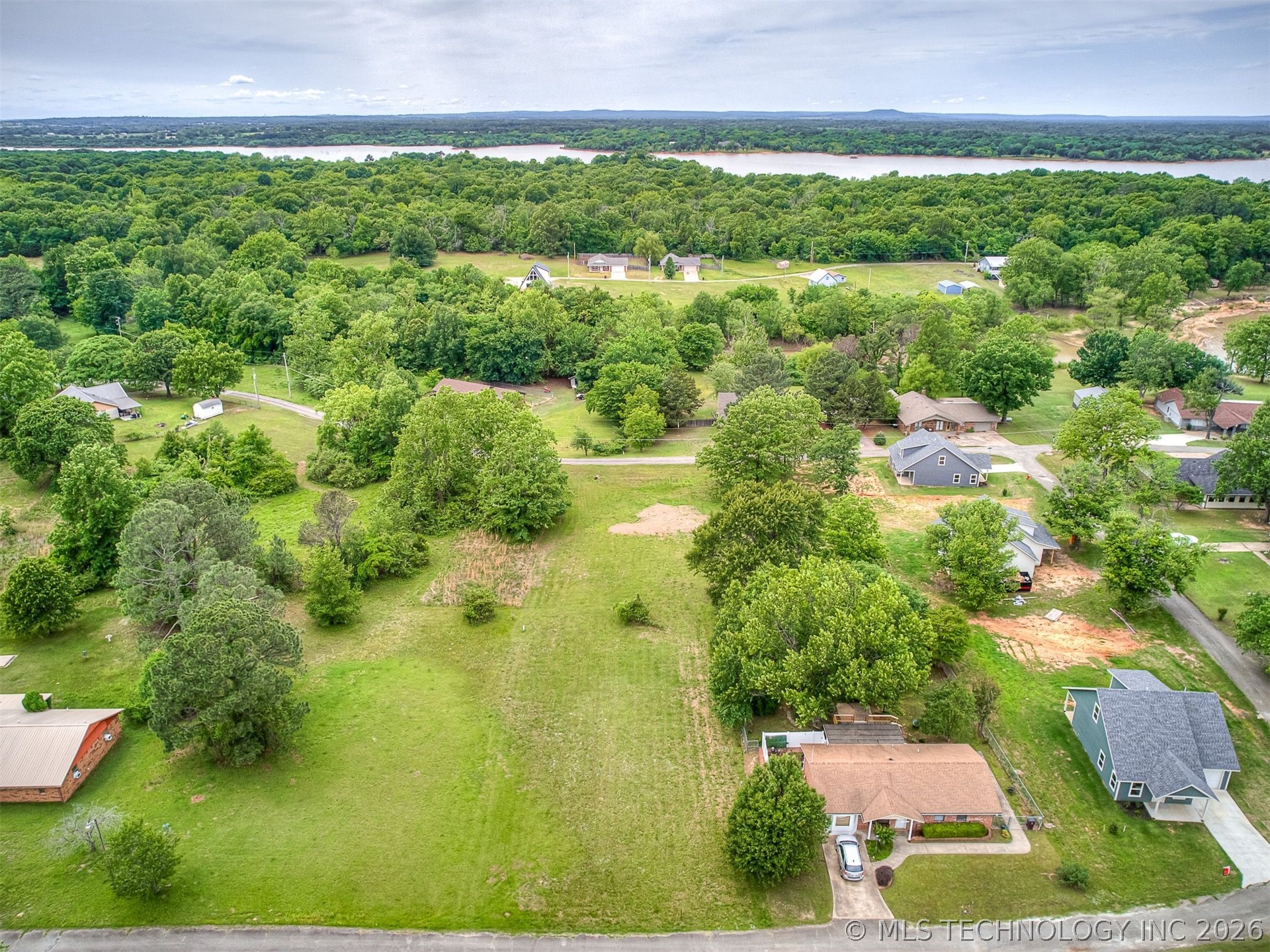 1749 Rockford Eufaula OK 74432
