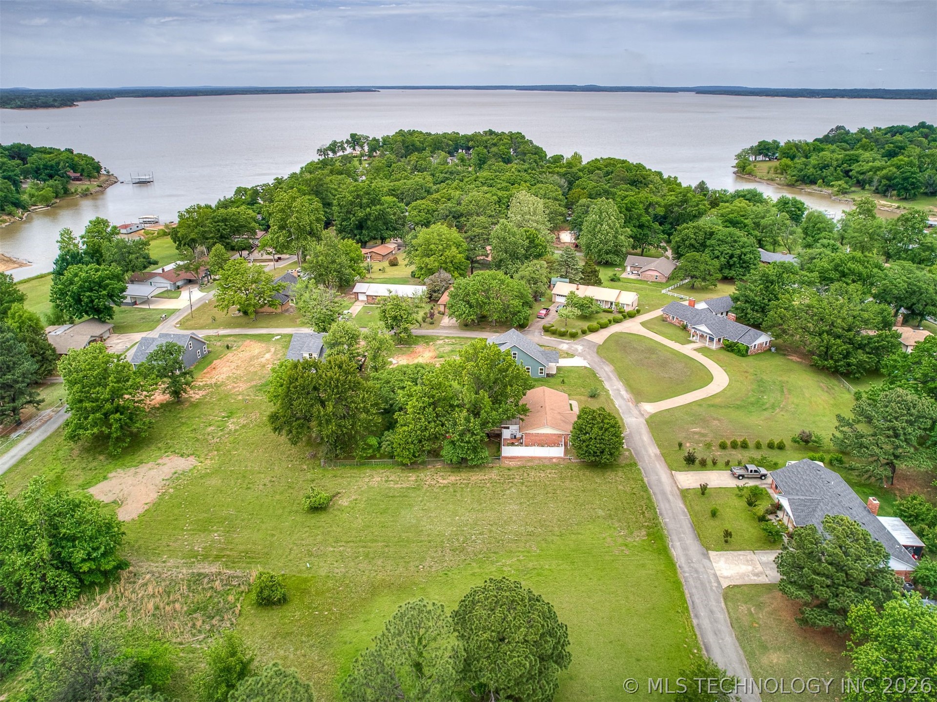 1749 Rockford Eufaula OK 74432