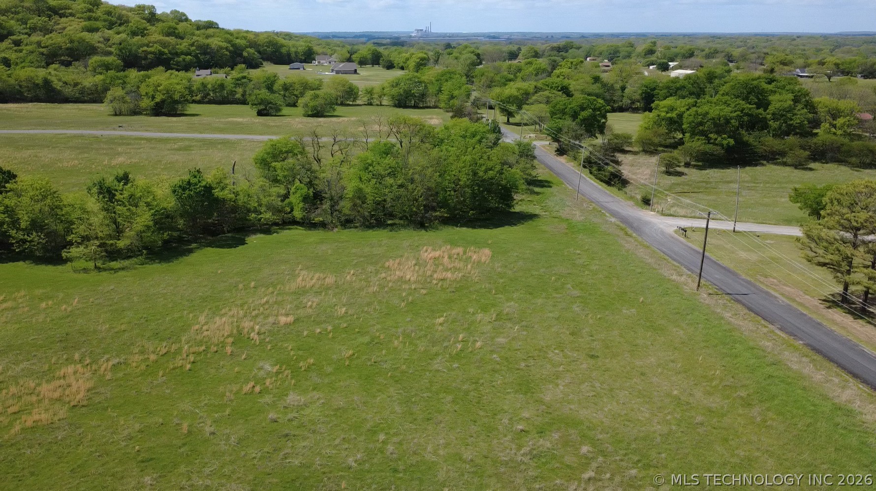 414 S Thunder Road Fort Gibson OK 74434