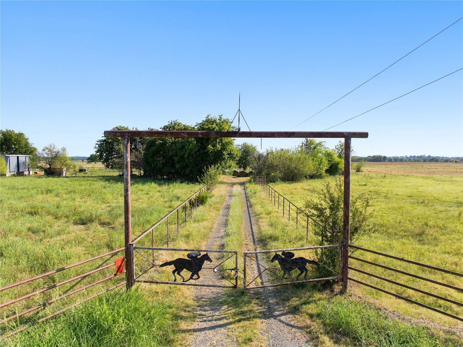 21720 Highway 62 Highway Morris OK 74445
