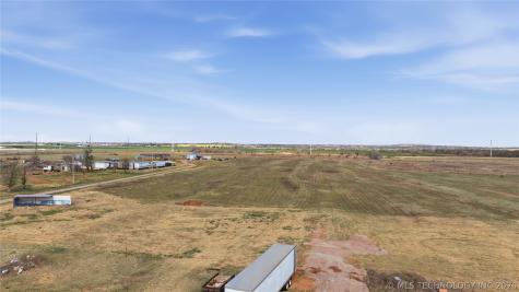 118 E Skeleton Road OK 73773