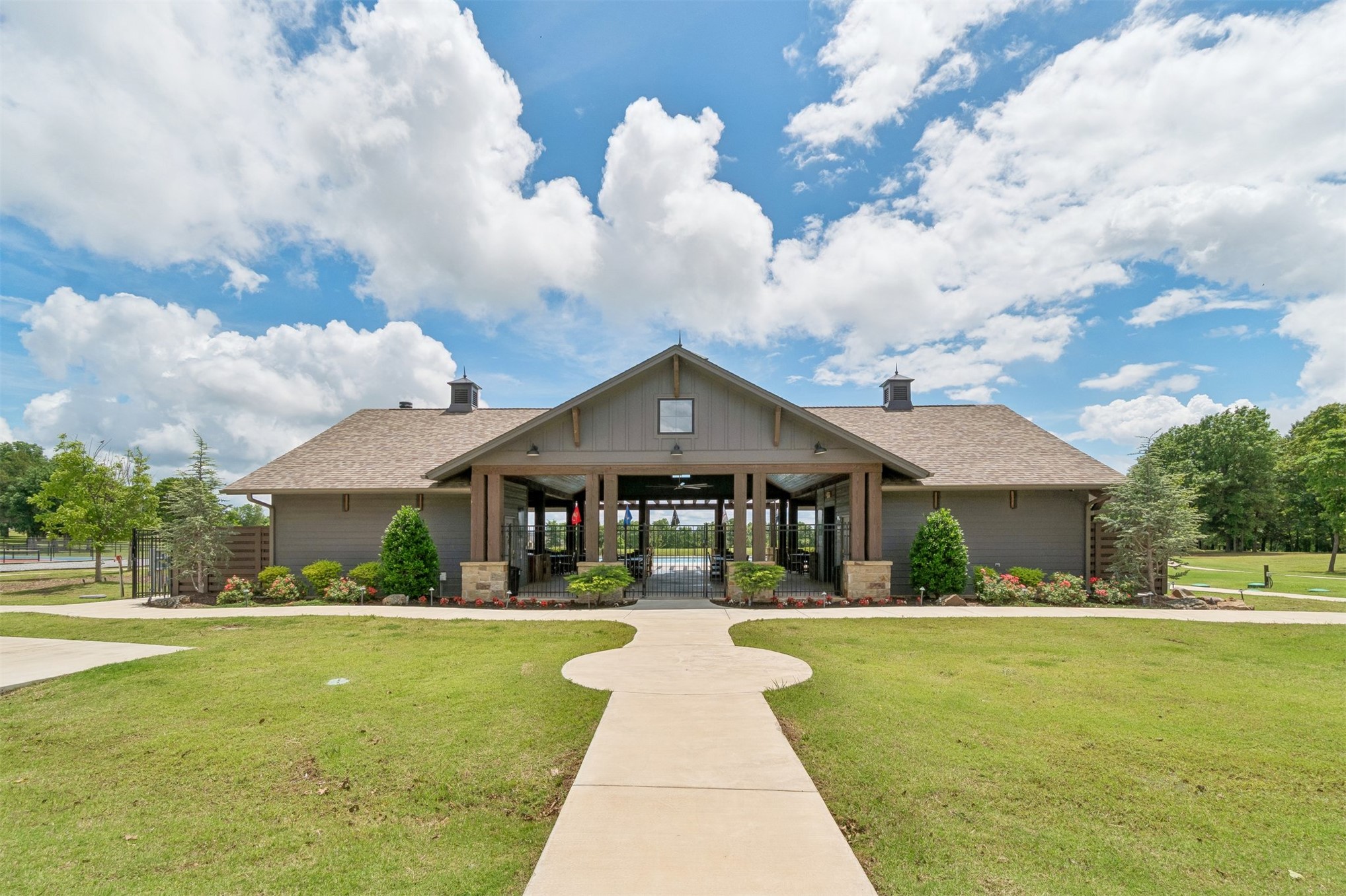 223 Patriot Pointe Eufaula OK 74432