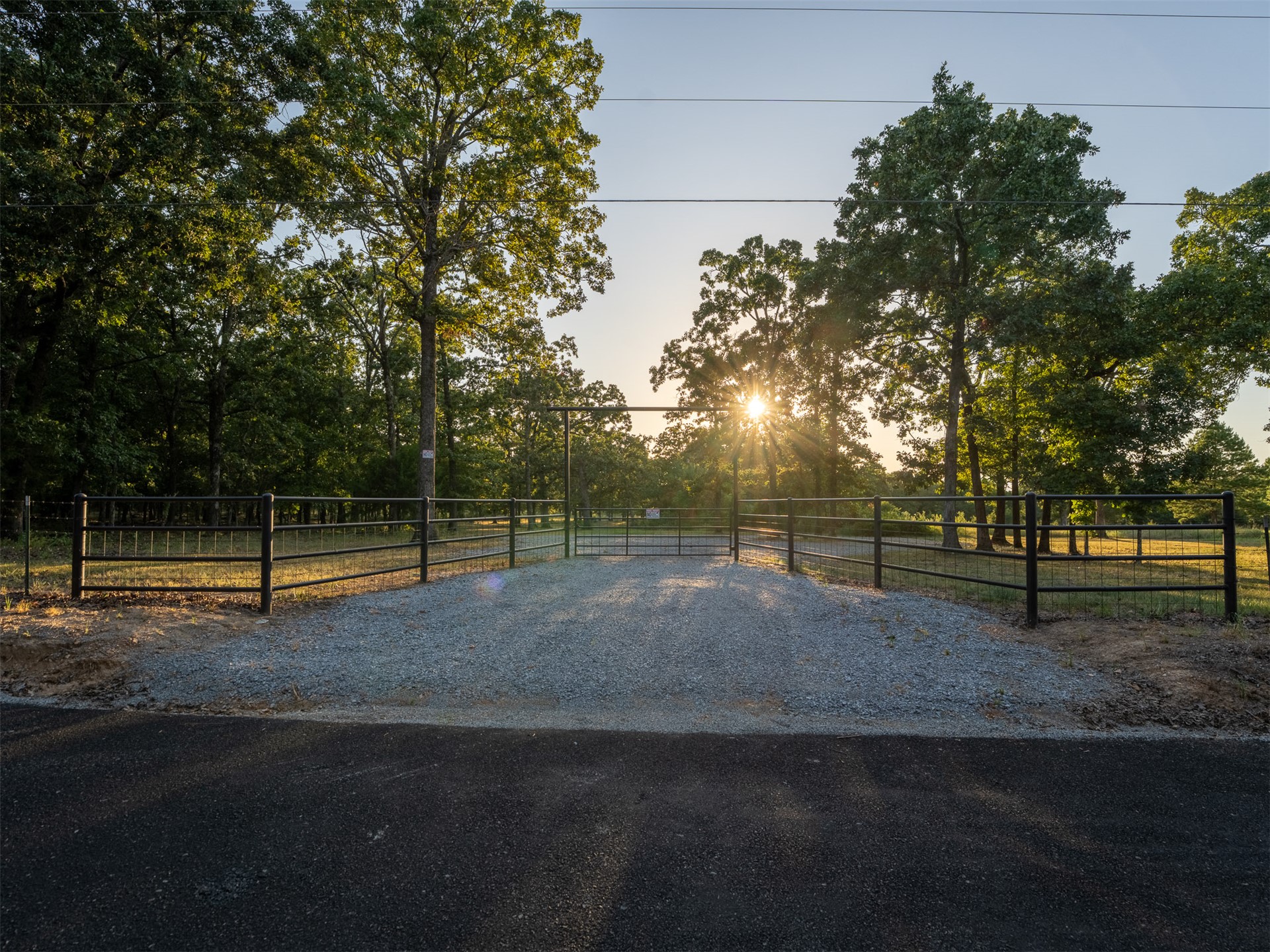 2 N 4450 Road Locust Grove OK 74352