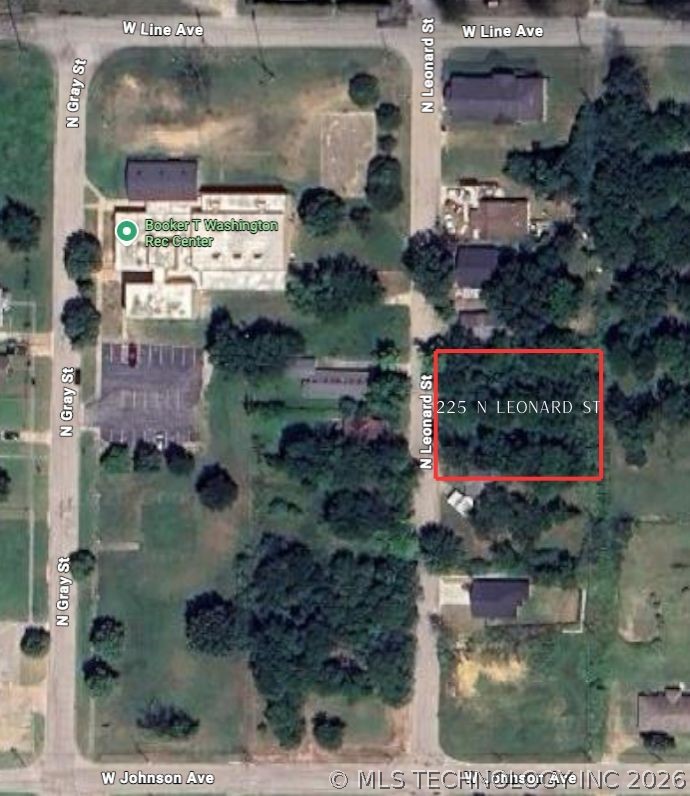 225 N Leonard Street Sapulpa OK 74066