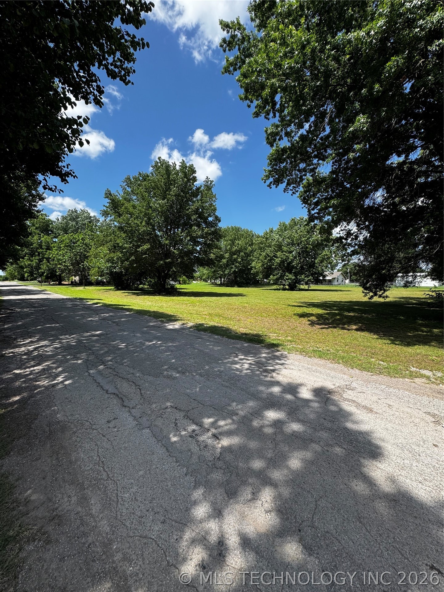 205 S E Davis OK 73030