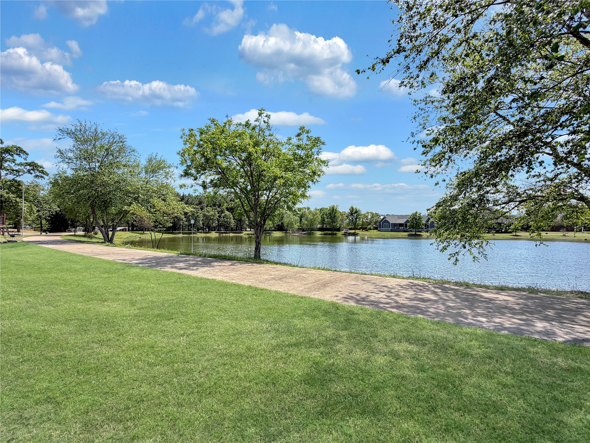 725 W Northlake Drive Tahlequah OK 74464