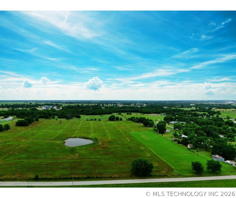 7 E 420 Road Oologah OK 74053
