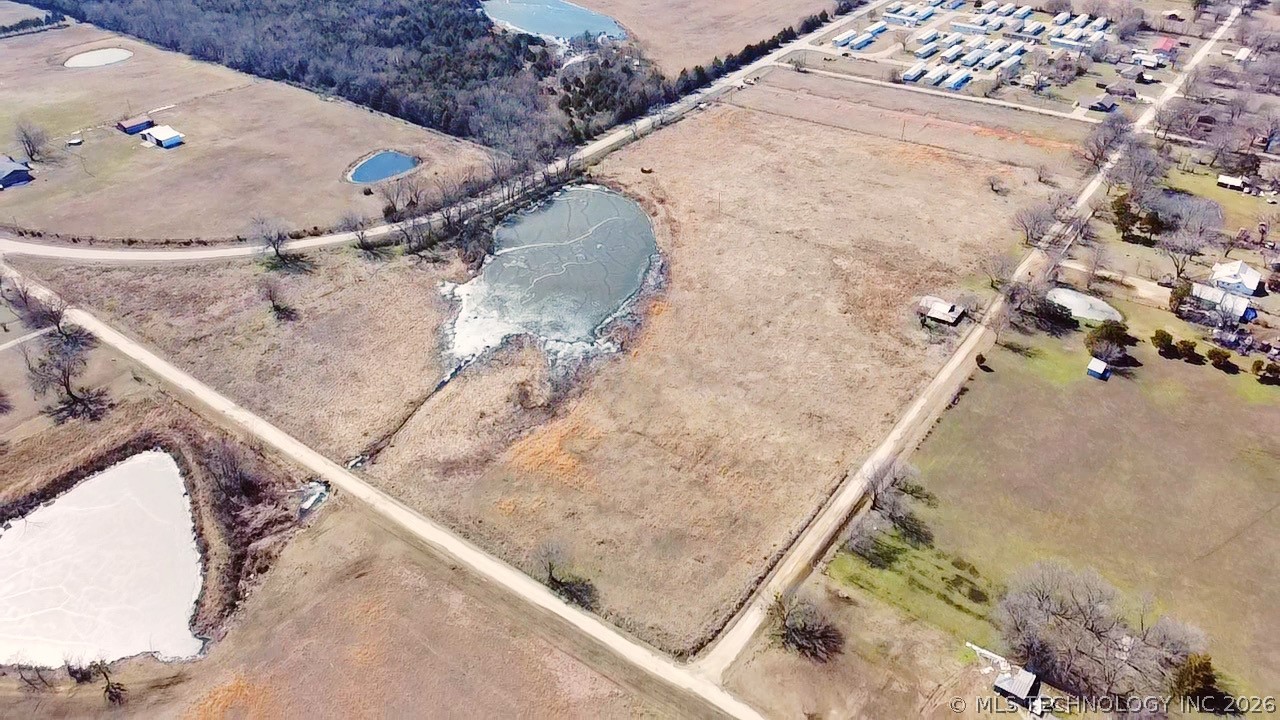 439 Maiden Lane Henryetta OK 74437