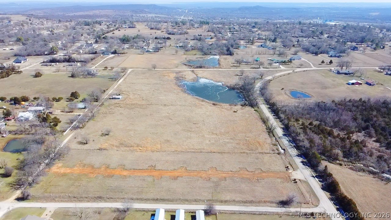 439 Maiden Lane Henryetta OK 74437