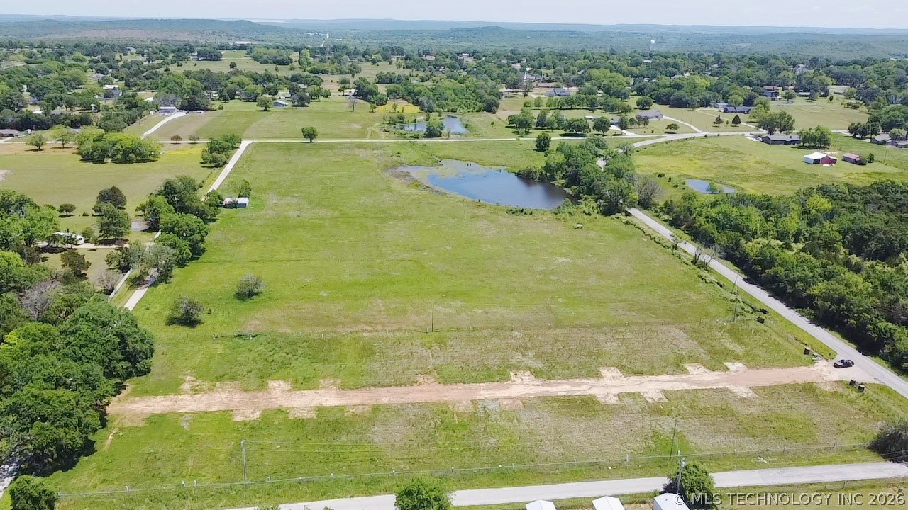 439 Maiden Lane Henryetta OK 74437