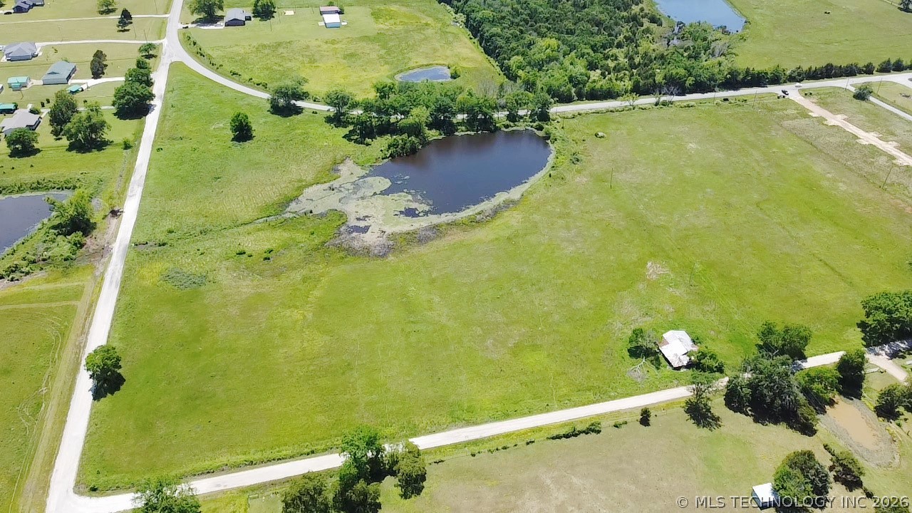 439 Maiden Lane Henryetta OK 74437