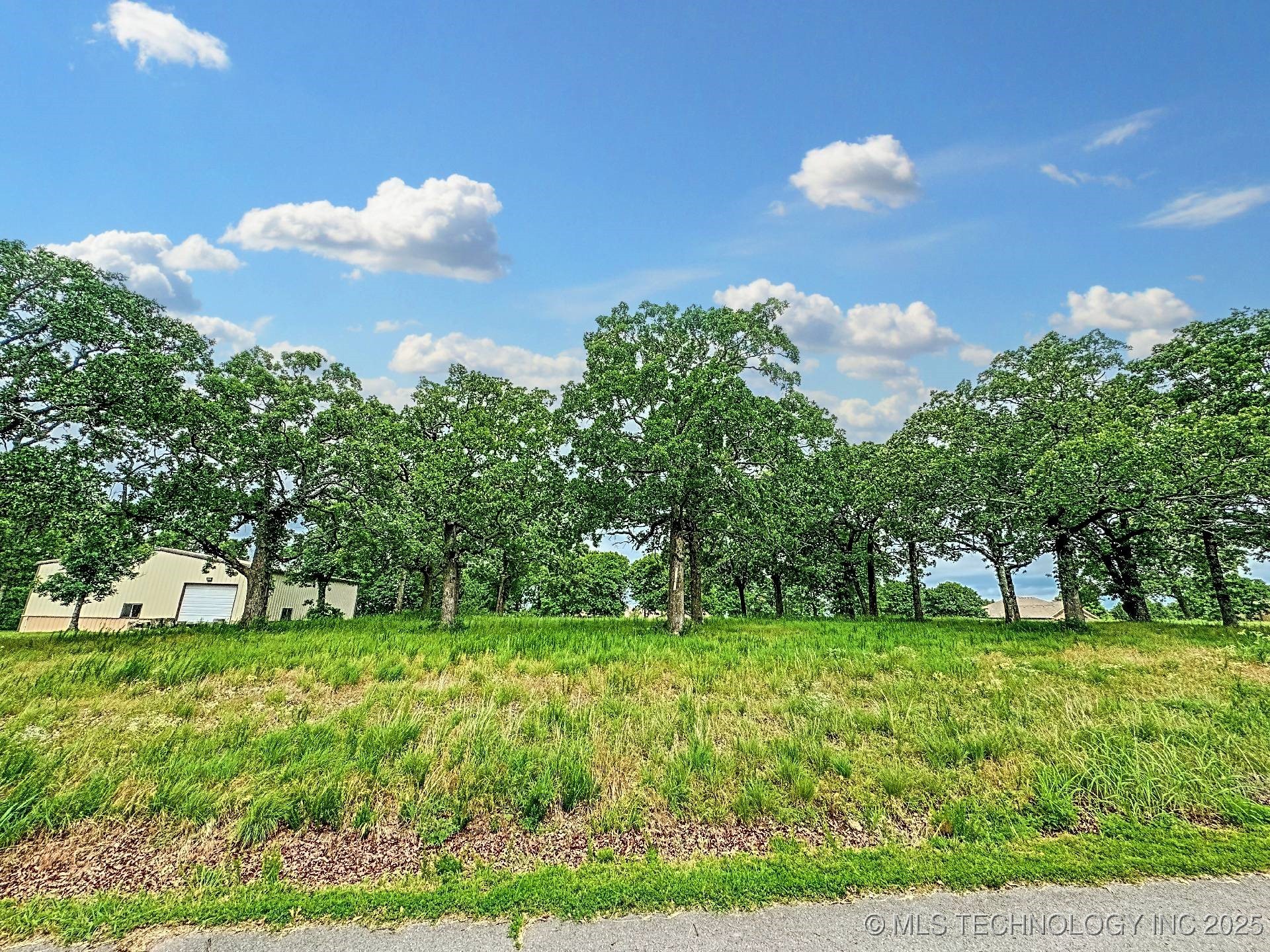 19061 E Wilderness Road Cookson OK 74427