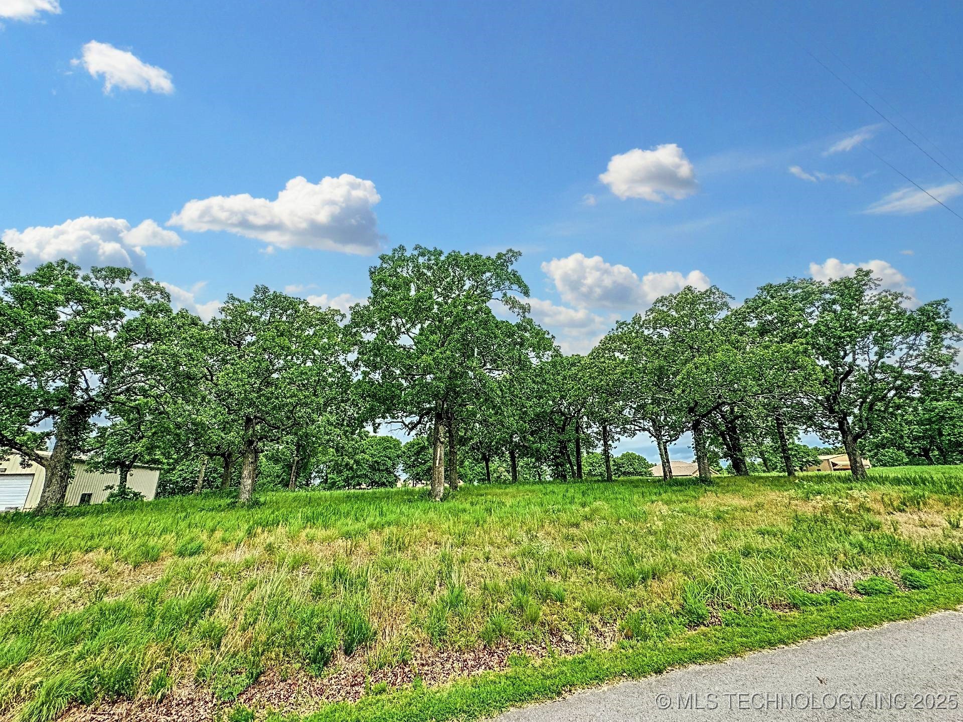 19061 E Wilderness Road Cookson OK 74427