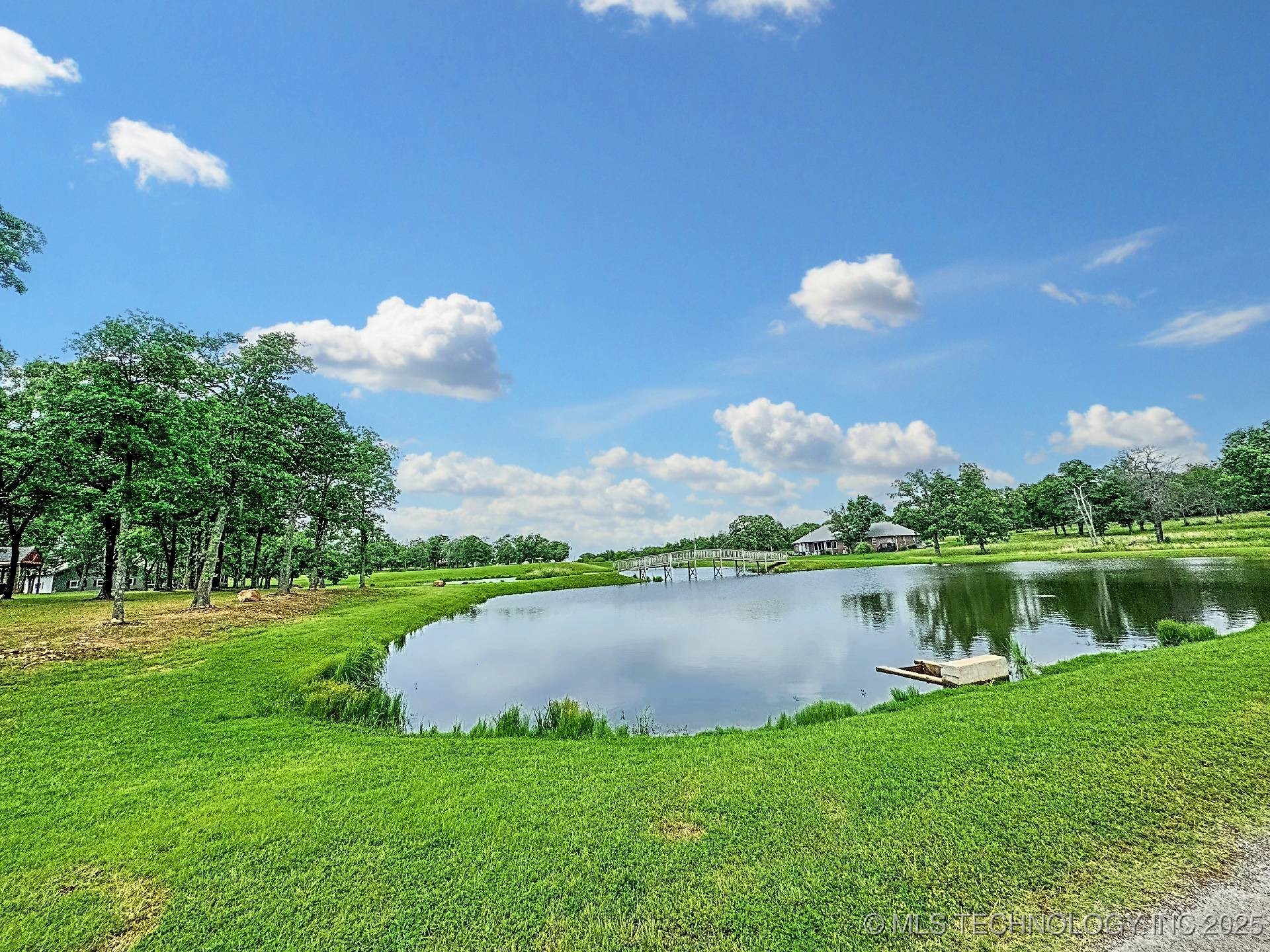 19061 E Wilderness Road Cookson OK 74427
