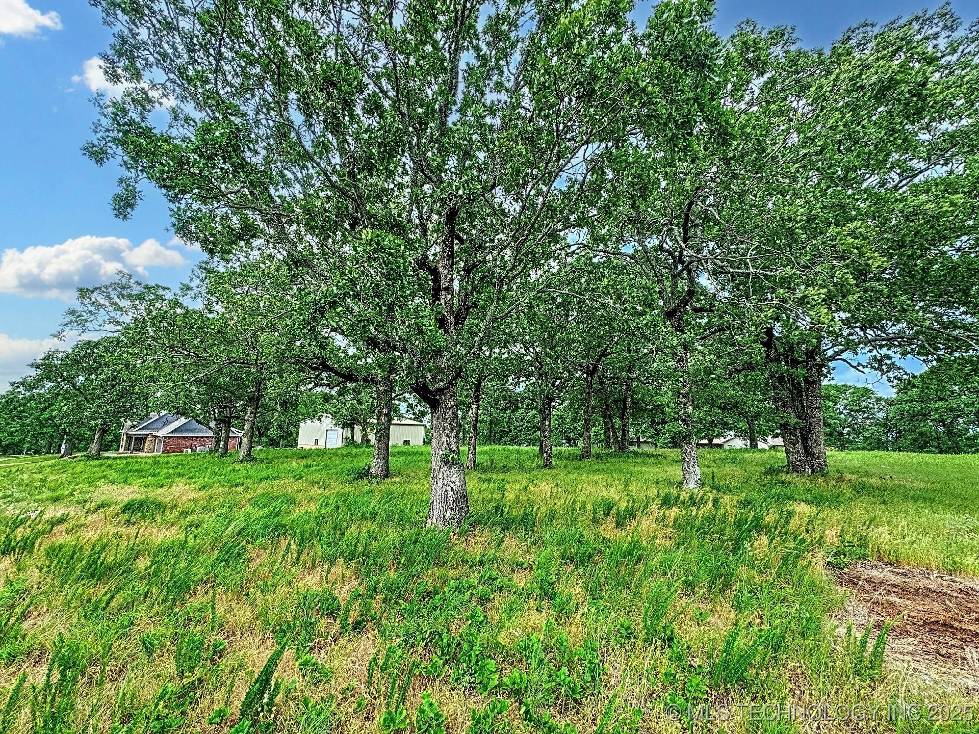 19061 E Wilderness Road Cookson OK 74427