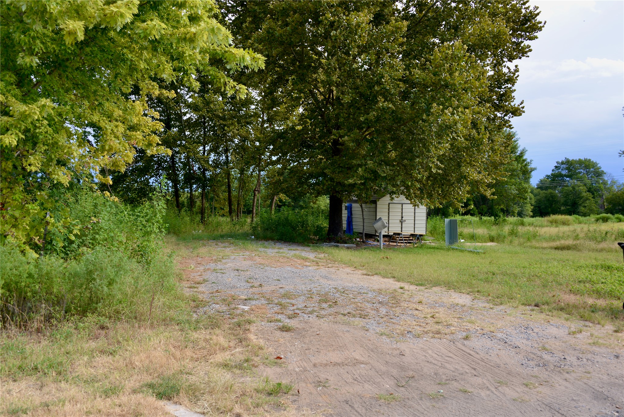 16401 E Hackberry Road Henryetta OK 74437