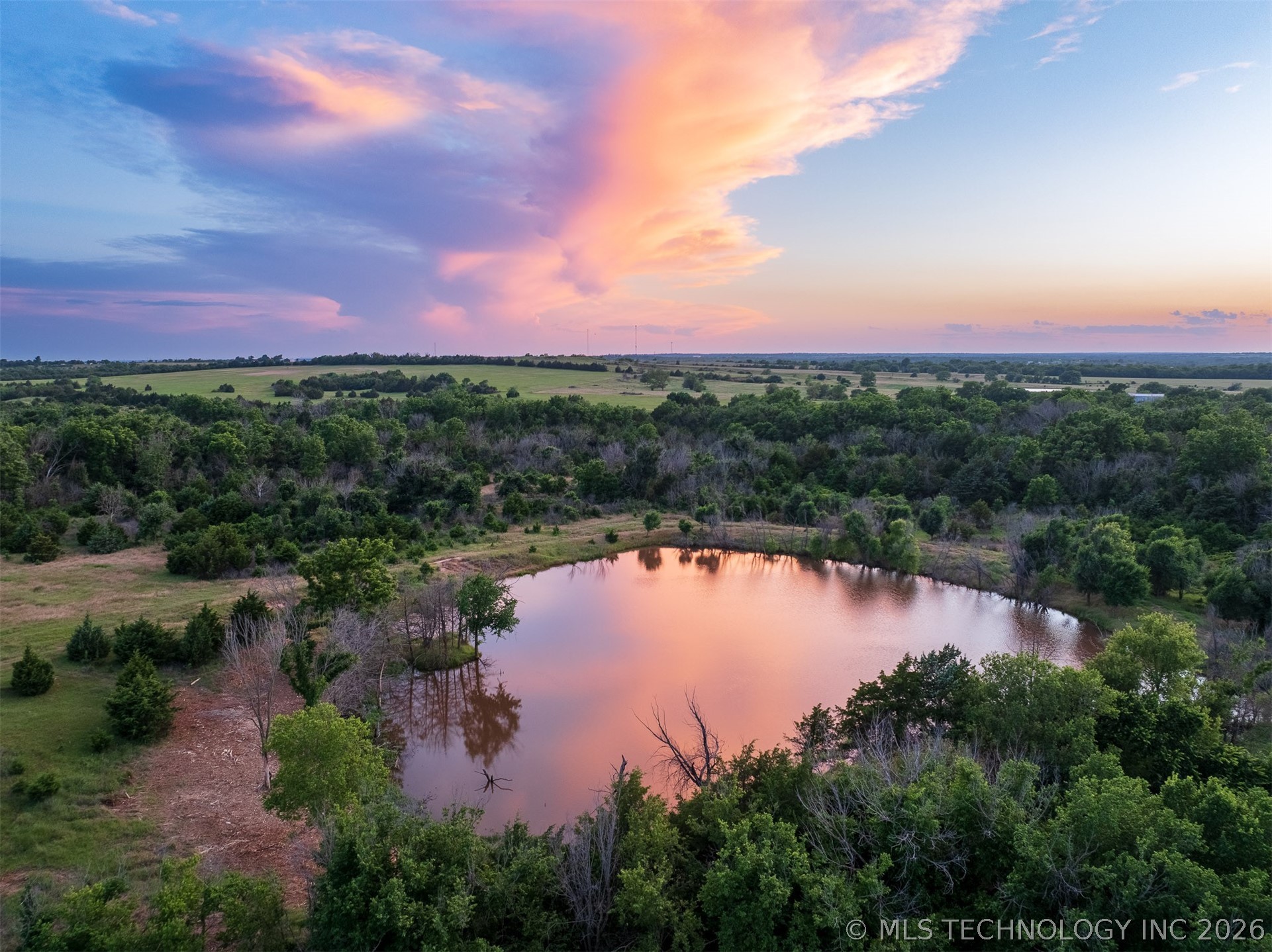 2 E Lone Chimney Road Glencoe OK 74032