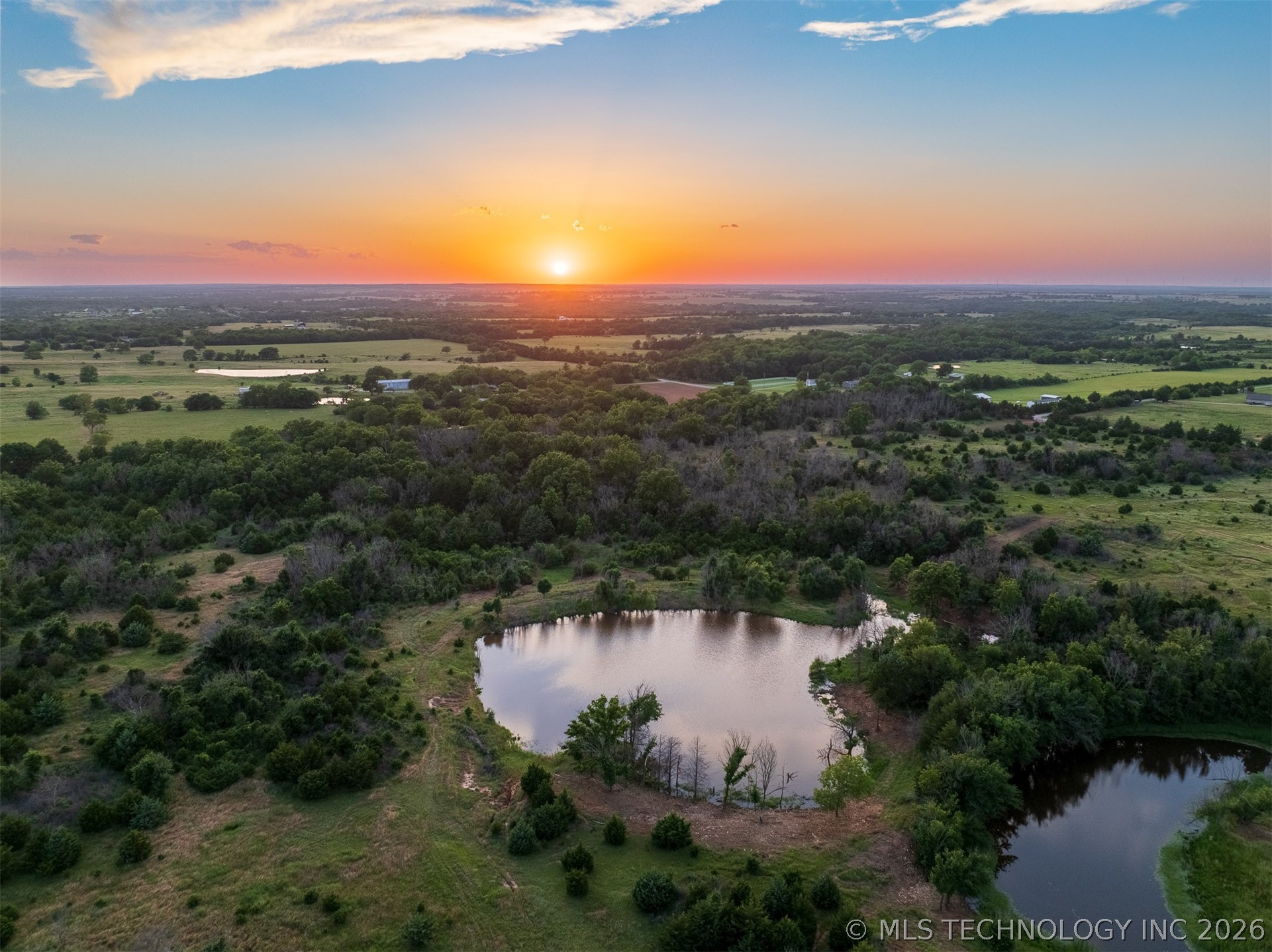 2 E Lone Chimney Road Glencoe OK 74032