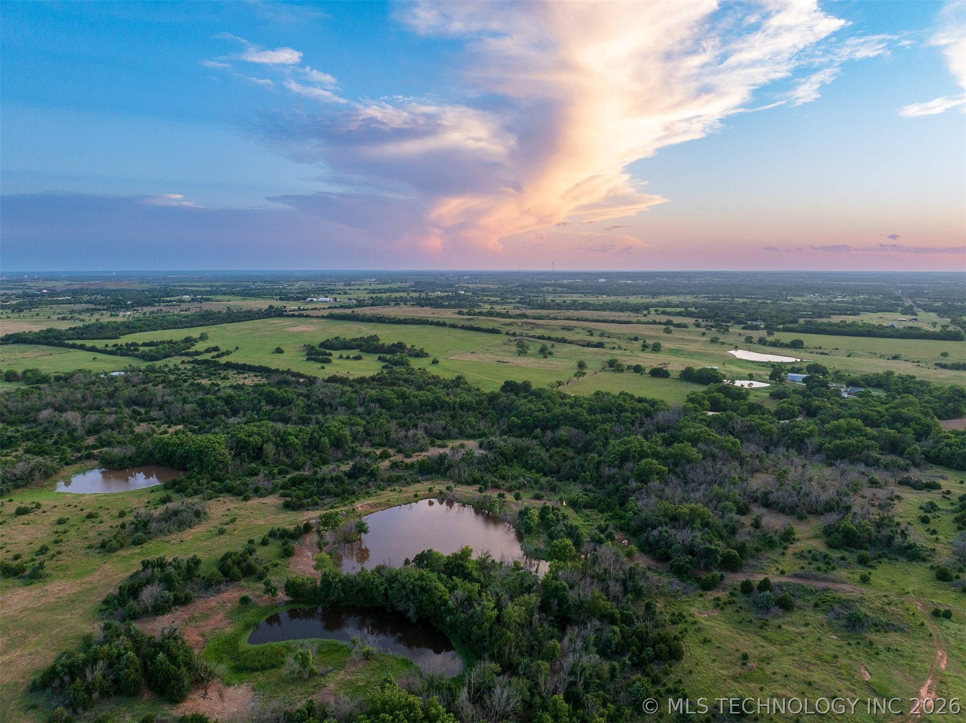 2 E Lone Chimney Road Glencoe OK 74032