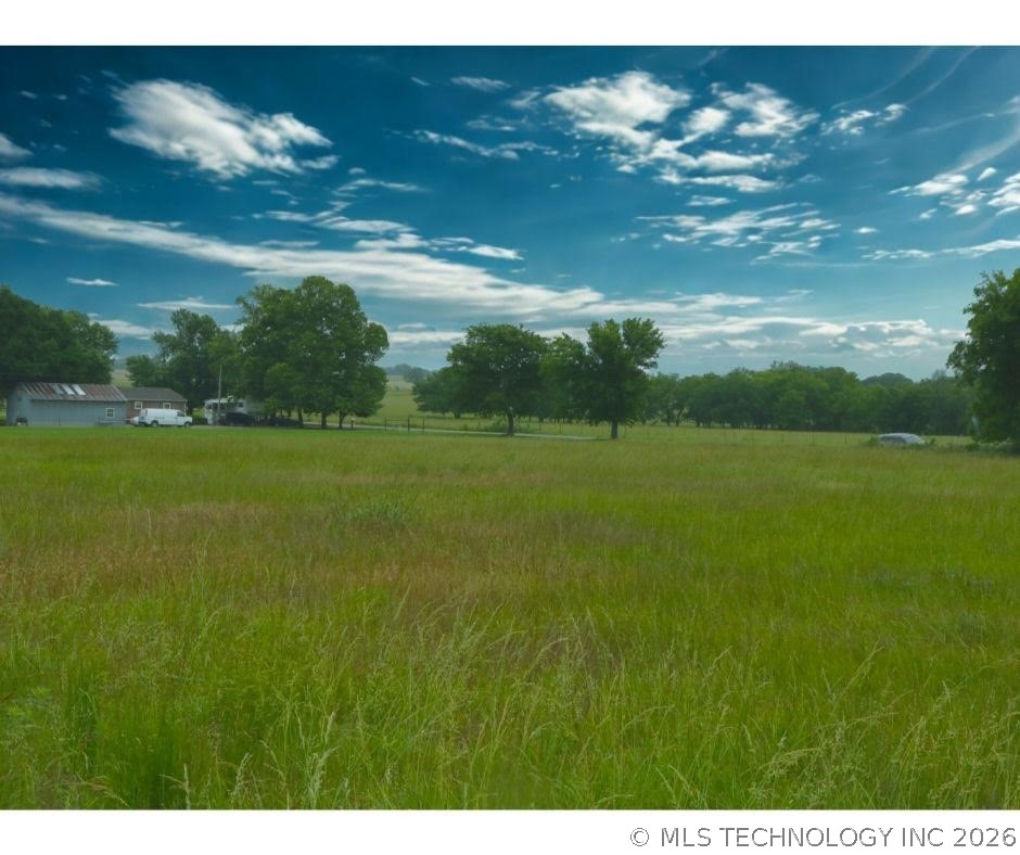 9 E 420 Road Oologah OK 74053