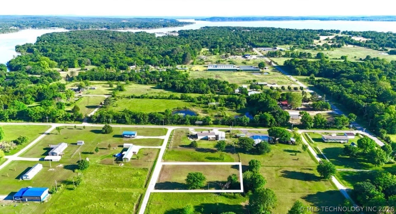 17 4201 Road Eufaula OK 74432