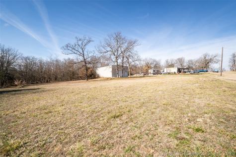 380 E 437 Road Spavinaw OK 74366